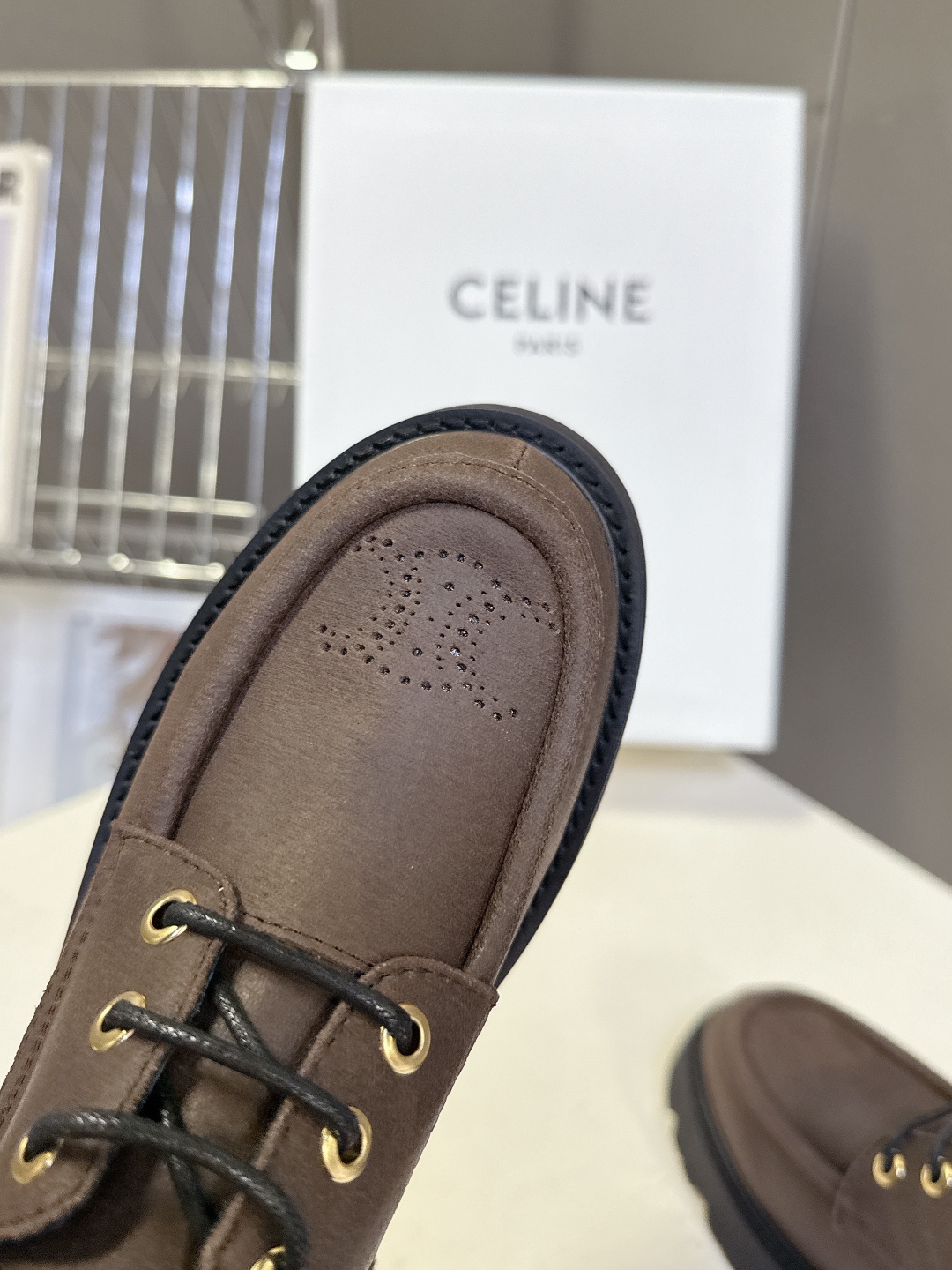  CELINE思琳秋冬最新走秀款Lisa同款厚底乐福鞋 好多明星网红上脚 无敌显瘦 上脚超级好看百搭 进