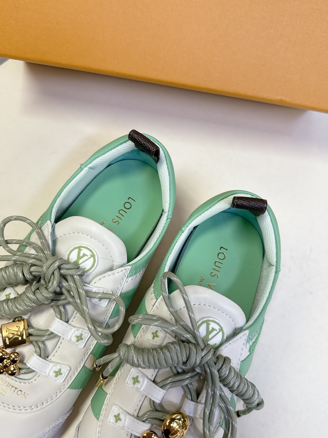 五金扣➕20 Louis Vuitton路易威登驴牌春夏Sneakerina系列 芭蕾运动鞋 德训鞋