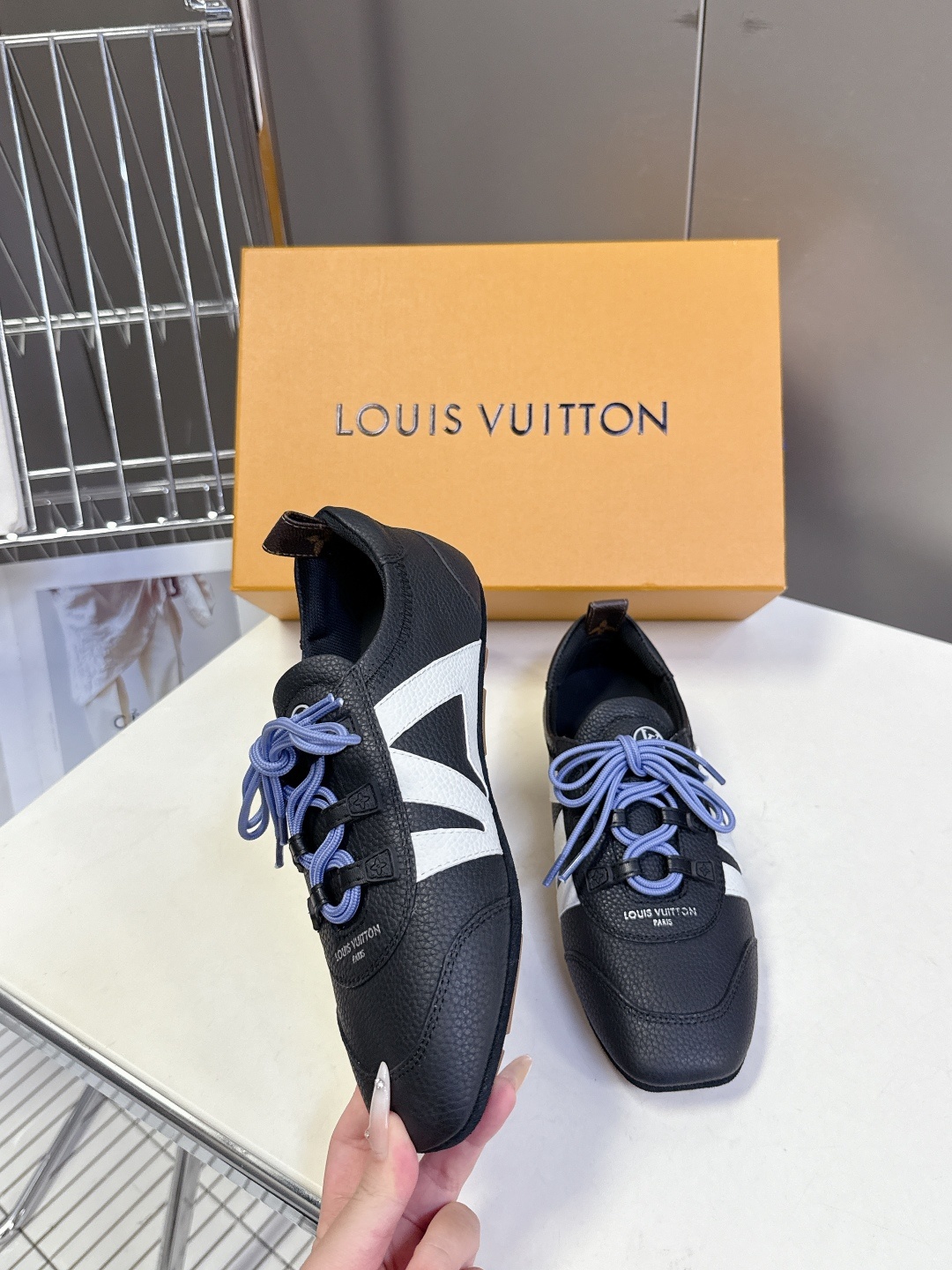 Louis Vuitton路易威登驴牌春夏Sneakerina系列 芭蕾运动鞋 德训鞋 平底鞋 原版三