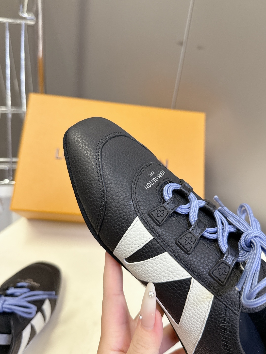 Louis Vuitton路易威登驴牌春夏Sneakerina系列 芭蕾运动鞋 德训鞋 平底鞋 原版三