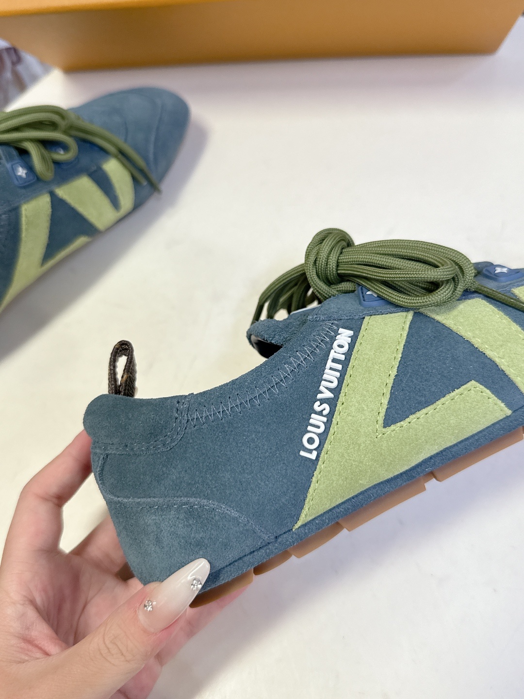 Louis Vuitton路易威登驴牌春夏Sneakerina系列 芭蕾运动鞋 德训鞋 平底鞋 原版三