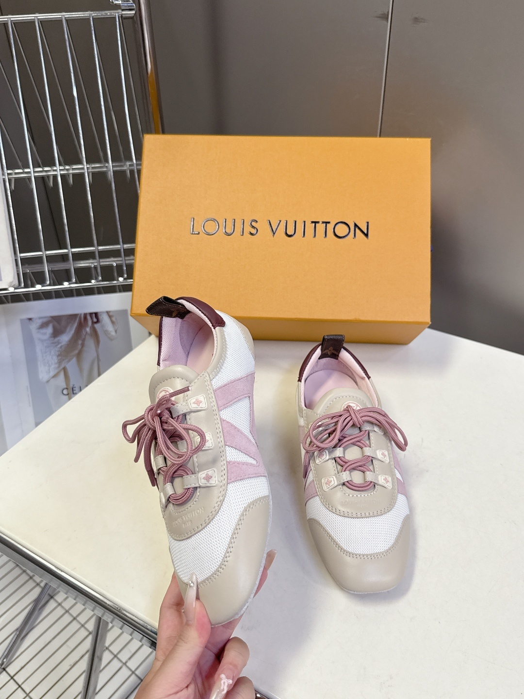 Louis Vuitton路易威登驴牌春夏Sneakerina系列 芭蕾运动鞋 德训鞋 平底鞋 原版三