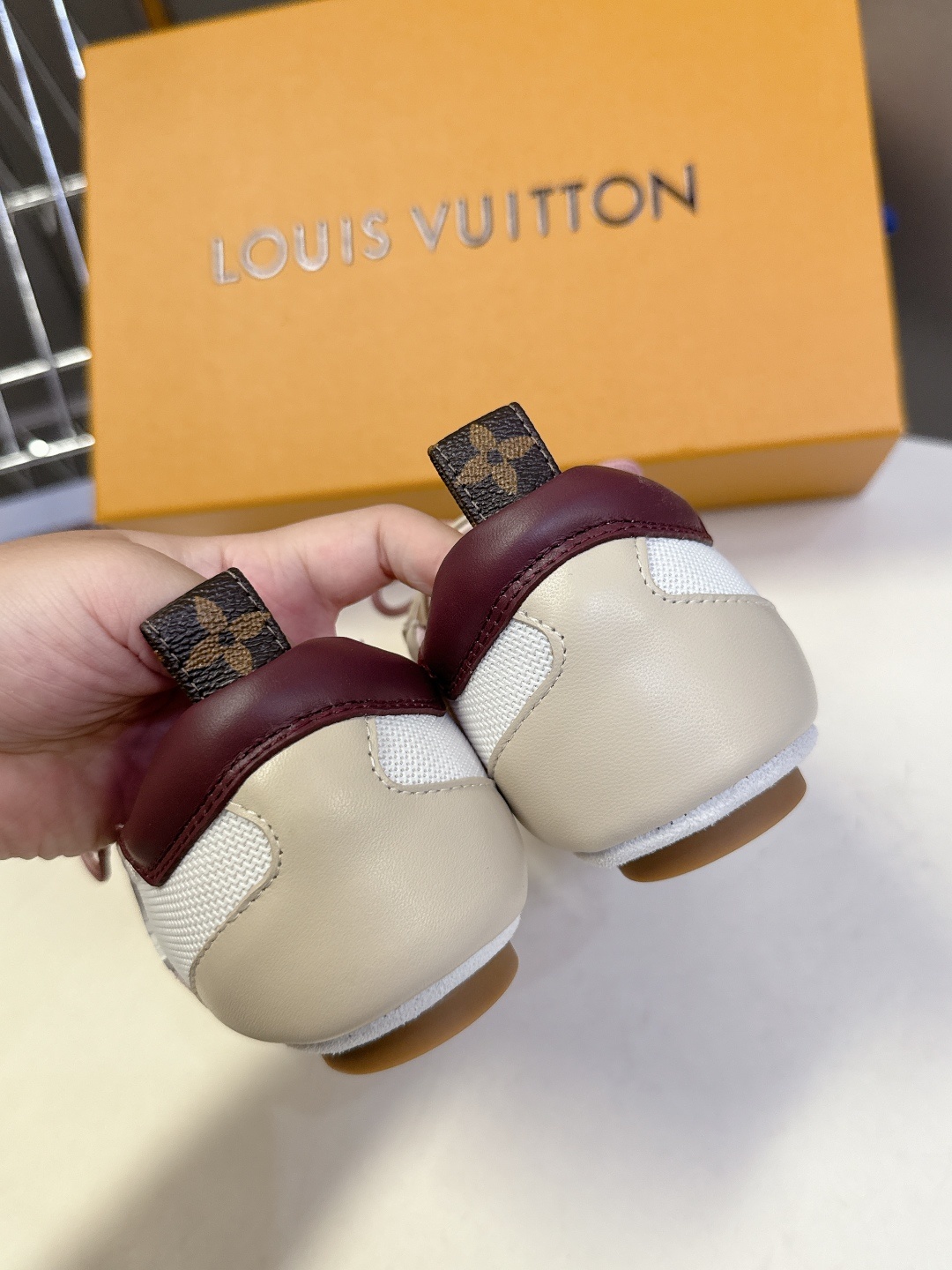 Louis Vuitton路易威登驴牌春夏Sneakerina系列 芭蕾运动鞋 德训鞋 平底鞋 原版三