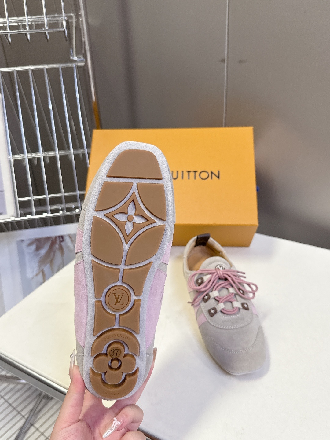 Louis Vuitton路易威登驴牌春夏Sneakerina系列 芭蕾运动鞋 德训鞋 平底鞋 原版三