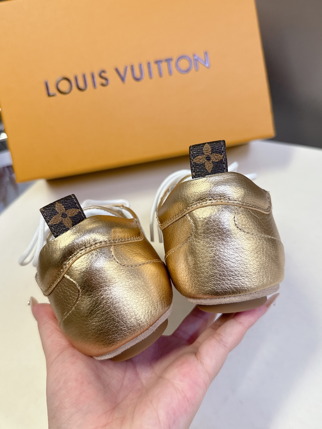  Louis Vuitton路易威登驴牌春夏Sneakerina系列 芭蕾运动鞋 德训鞋 平底鞋 原版三