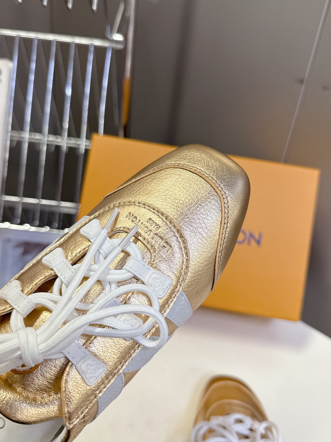  Louis Vuitton路易威登驴牌春夏Sneakerina系列 芭蕾运动鞋 德训鞋 平底鞋 原版三