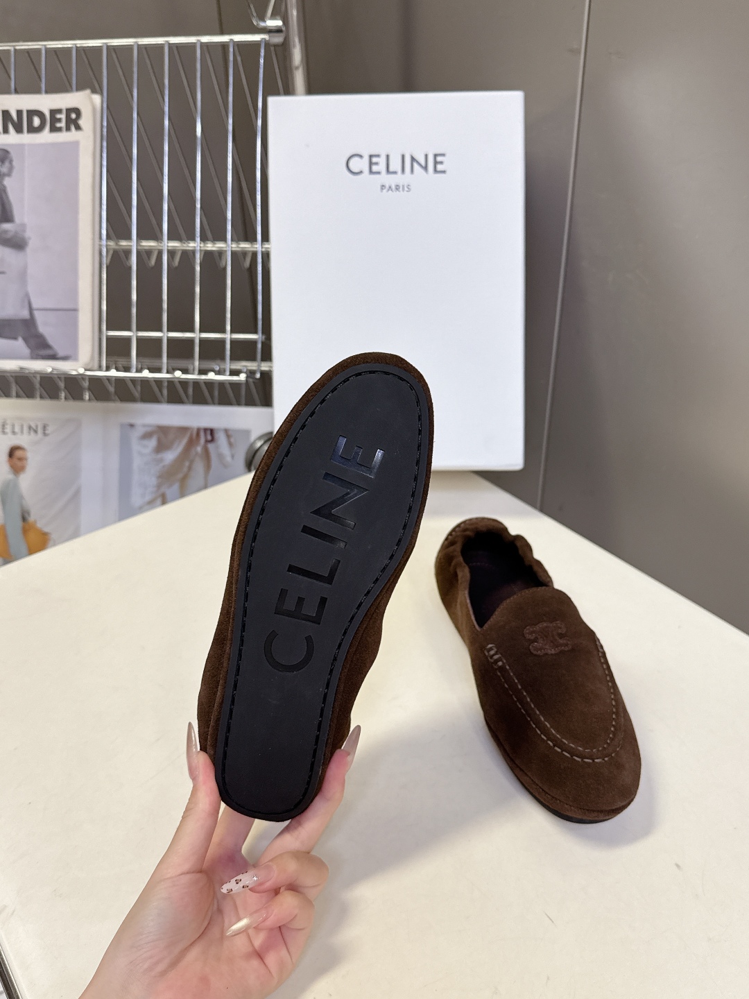  CElINE思琳秋冬最新款凯旋门 豆豆鞋 薄底鞋                           