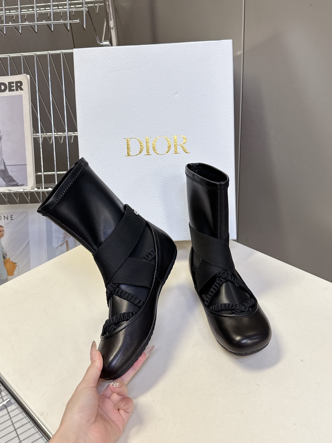  Dior迪奥2025秋冬最新款 芭蕾舞靴                               