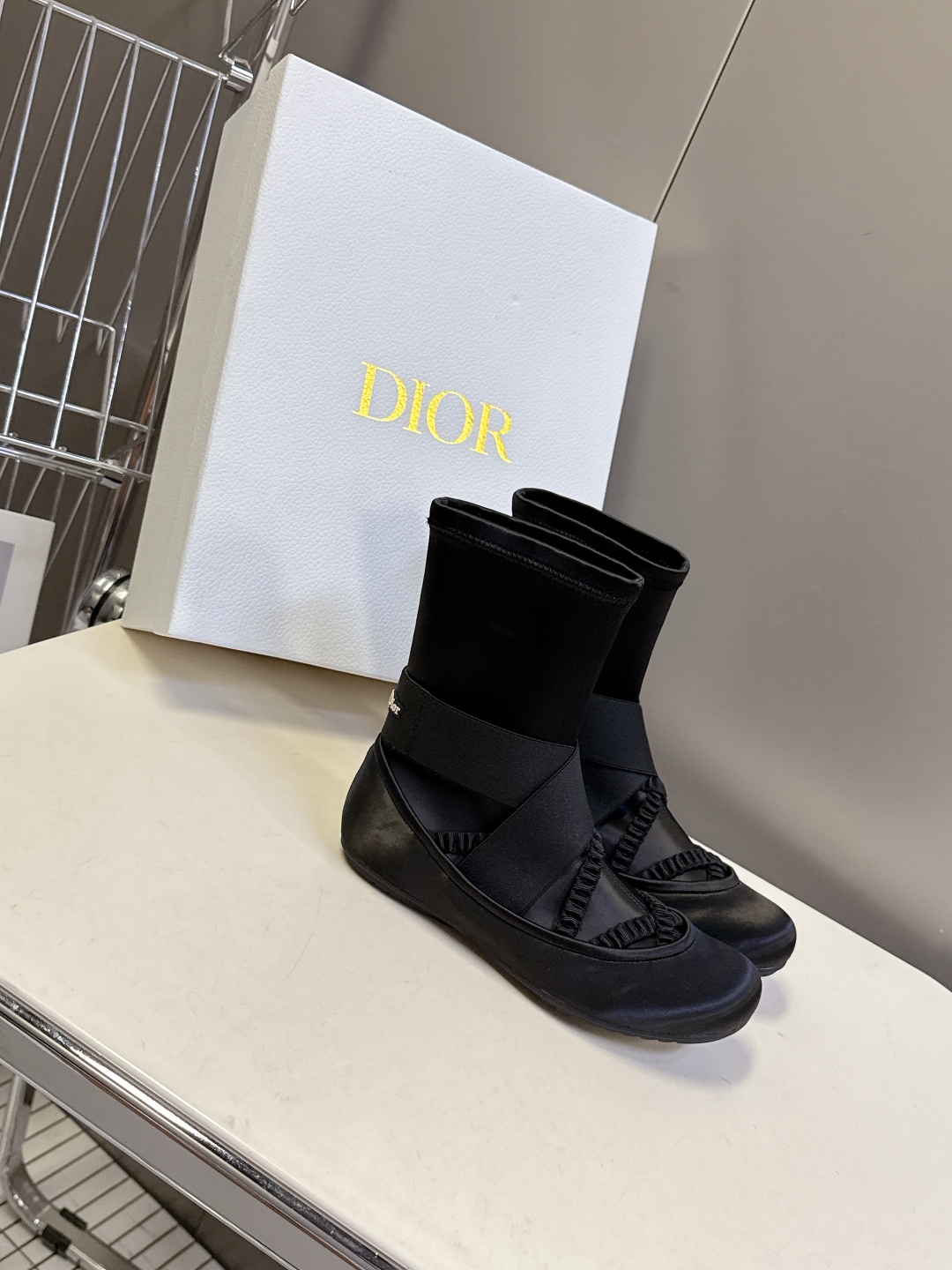  Dior迪奥2025秋冬最新款 芭蕾舞靴                               