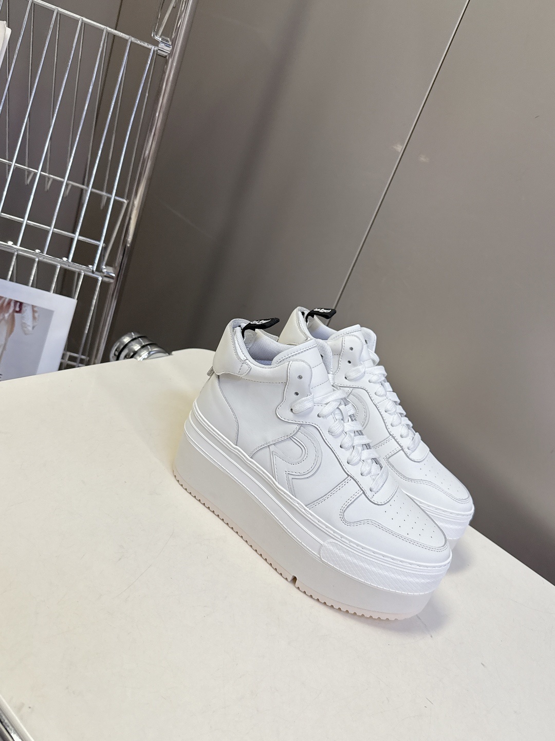 R13小众潮奢品牌最新经典厚底休闲鞋 高帮鞋 设计师Chris Leba在美国纽约创立的潮奢服饰品牌