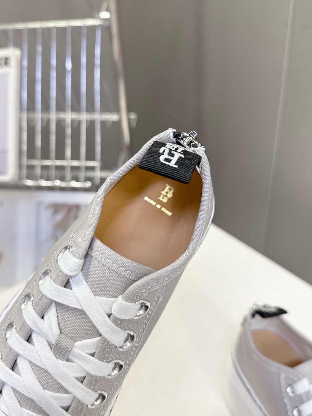 R13小众潮奢品牌最新经典厚底休闲鞋 高帮鞋 设计师Chris Leba在美国纽约创立的潮奢服饰品牌