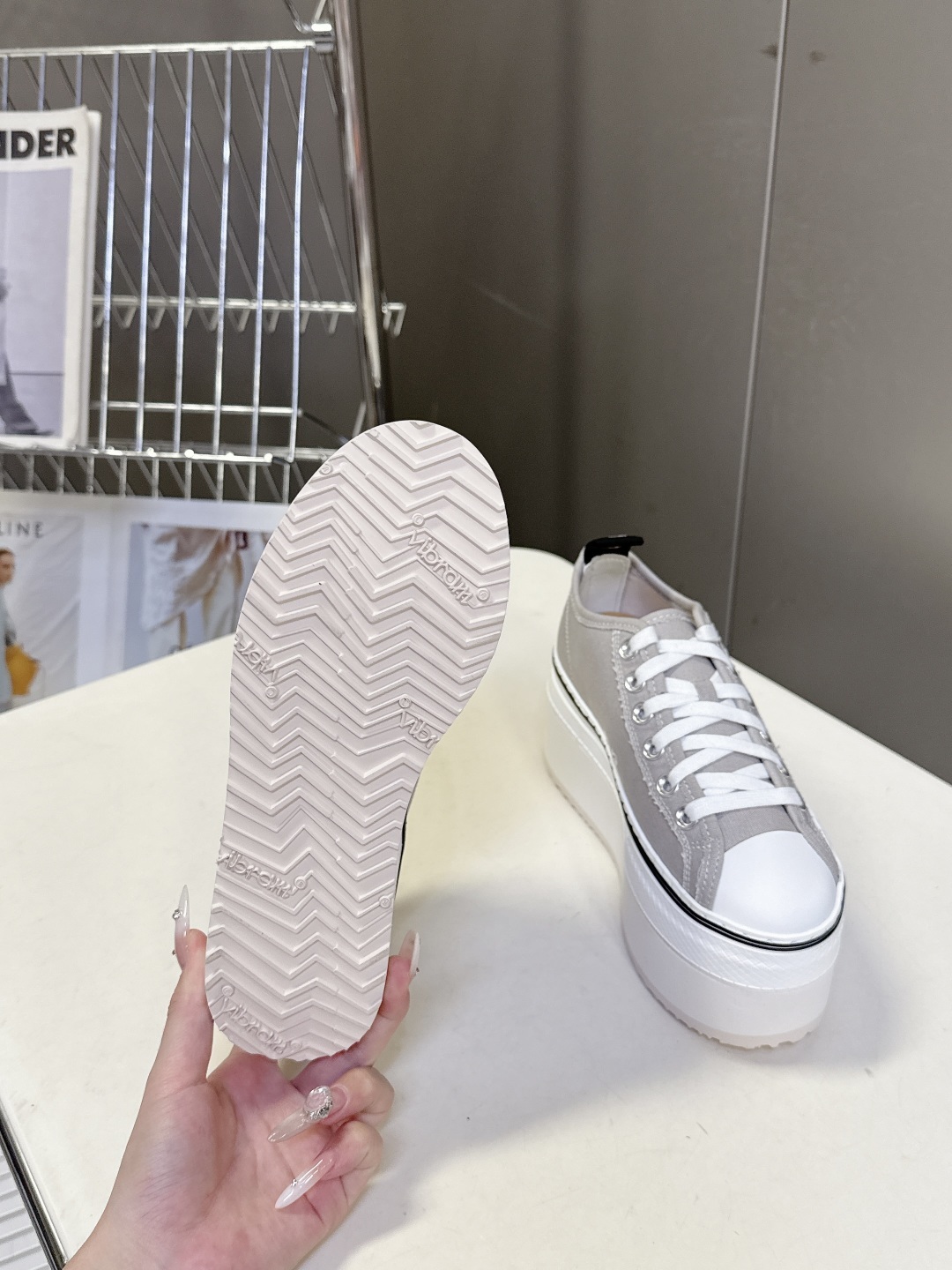 R13小众潮奢品牌最新经典厚底休闲鞋 高帮鞋 设计师Chris Leba在美国纽约创立的潮奢服饰品牌