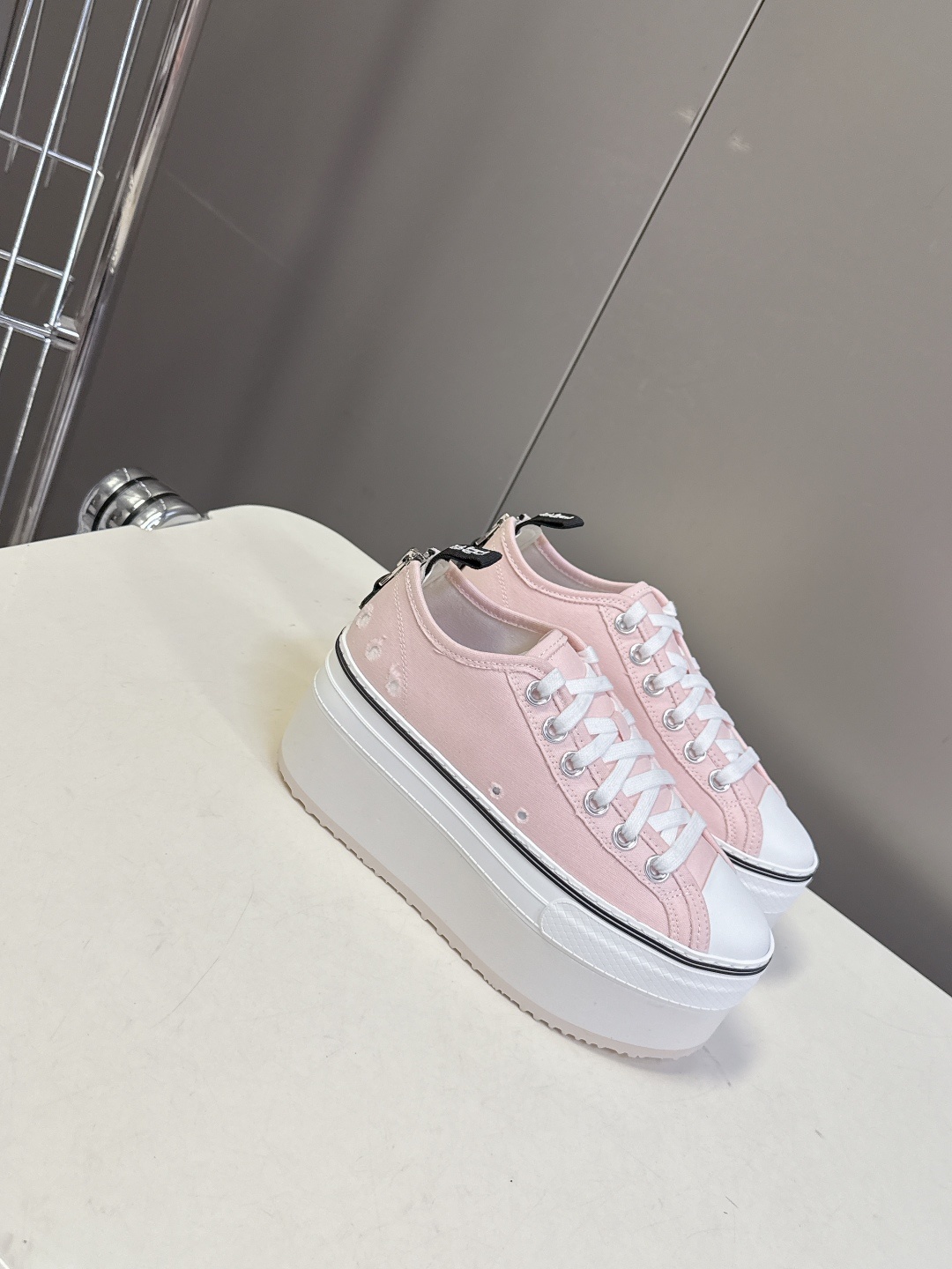 R13小众潮奢品牌最新经典厚底休闲鞋 高帮鞋 设计师Chris Leba在美国纽约创立的潮奢服饰品牌