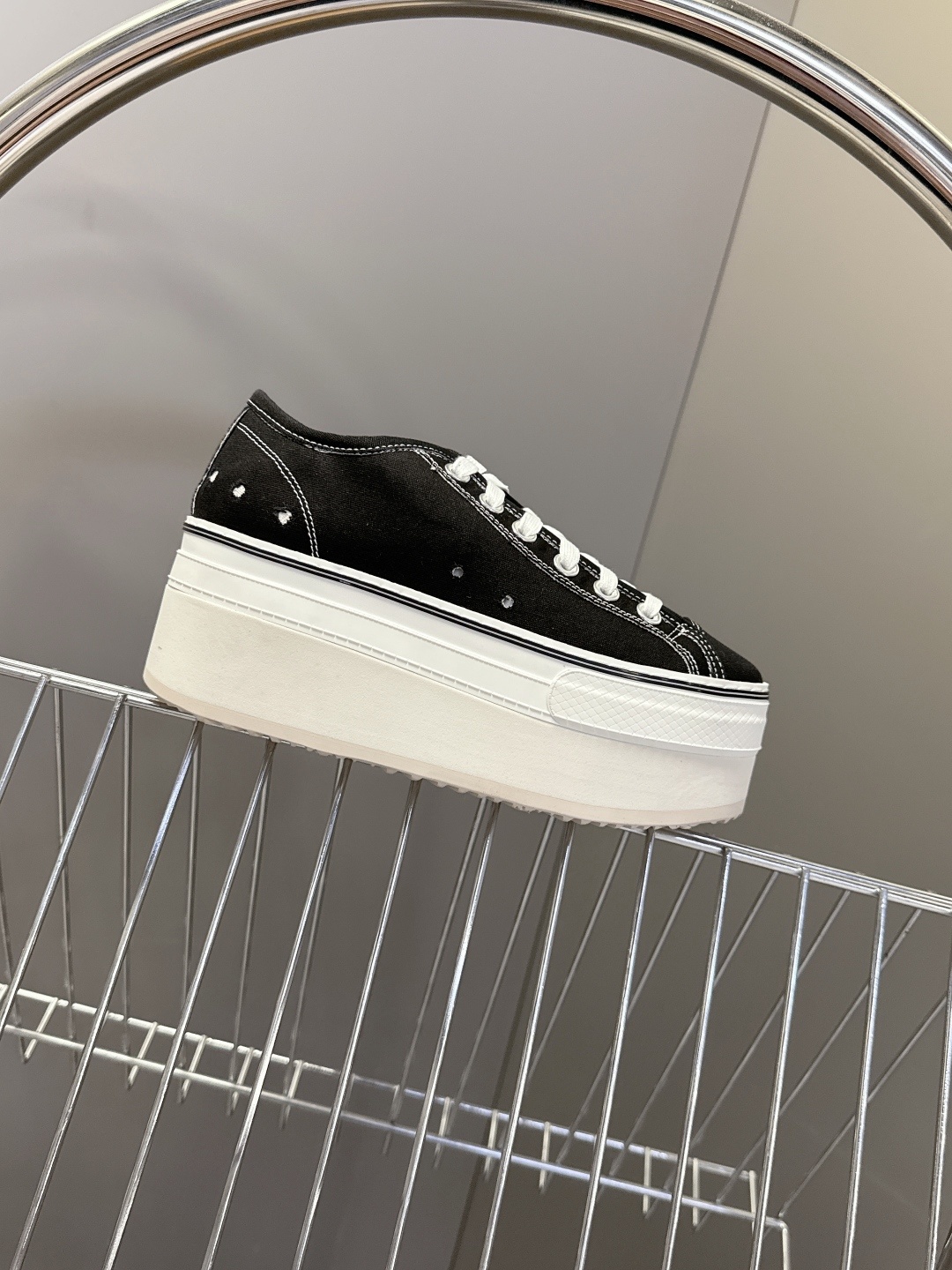 R13小众潮奢品牌最新经典厚底休闲鞋 高帮鞋 设计师Chris Leba在美国纽约创立的潮奢服饰品牌