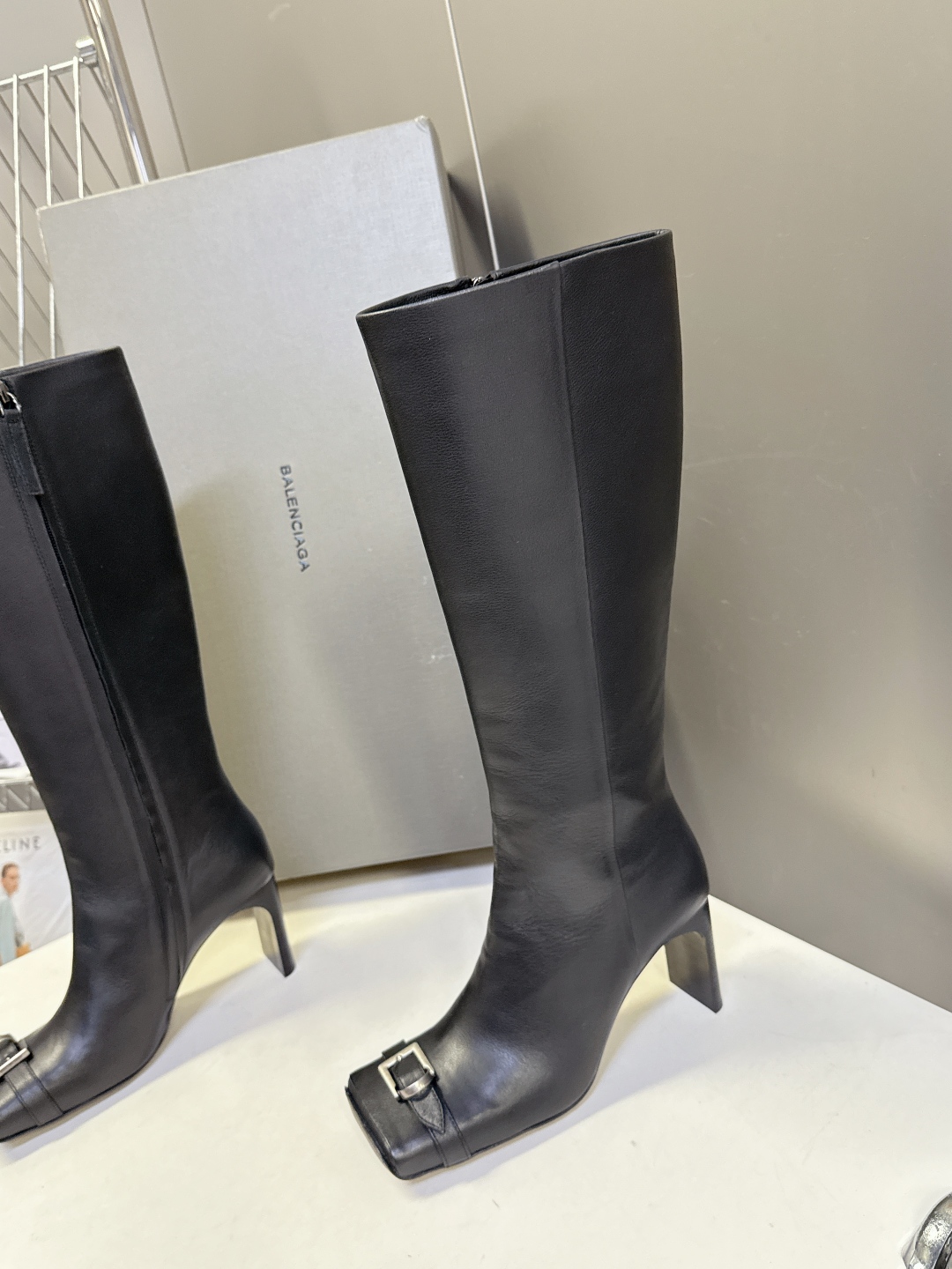 巴黎世家BALENCIAGA2025秋冬最新走秀款长靴 超多明星网红种草 这双B家靴子真是怎么搭怎么好看
