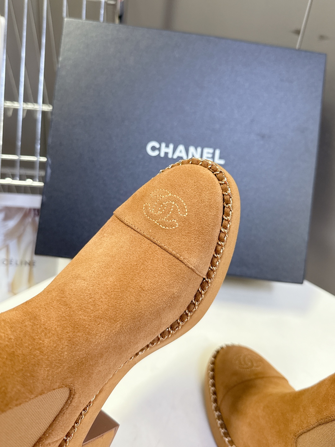 CHANEL香奈儿25秋冬最新款一脚蹬链条靴小红书力推款 怎么搭配都好看 时髦精必备 香奈儿女士钟爱简约