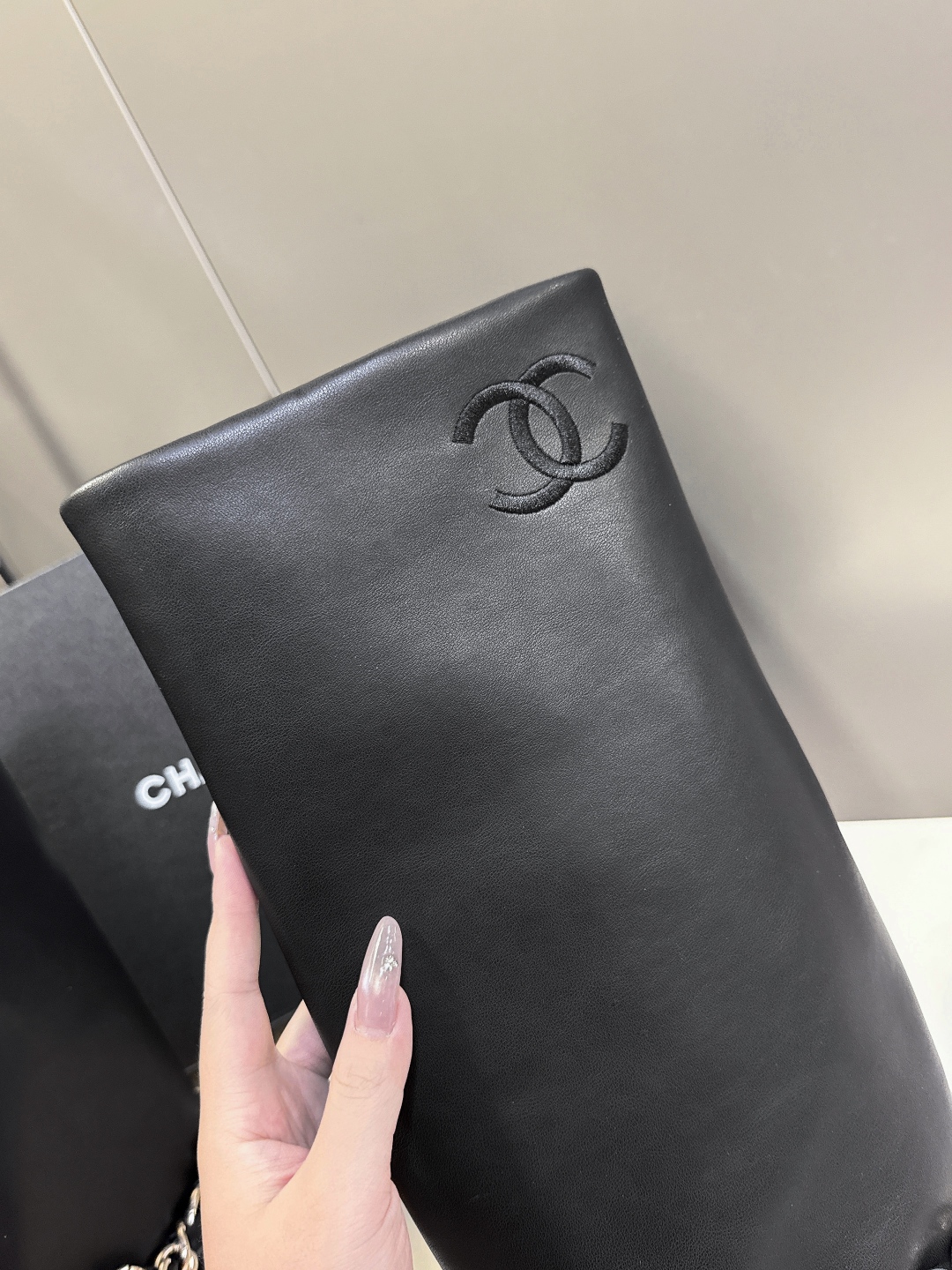 CHANEL香奈儿经典秀款四季裤筒靴强烈推荐 一定要买的神仙靴子 贼显腿长！比例王！超多明星时尚博主种草