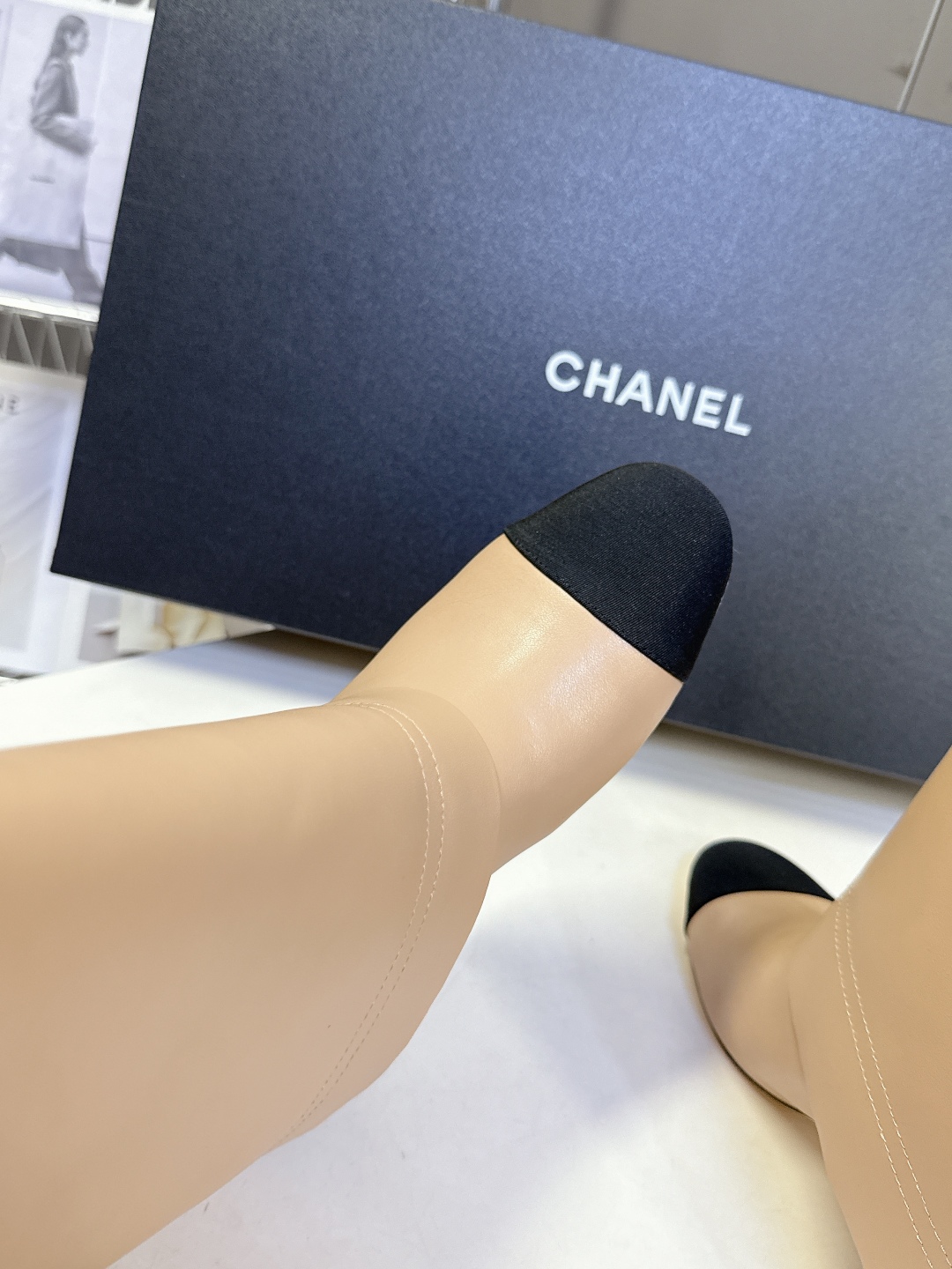 CHANEL香奈儿经典秀款四季裤筒靴强烈推荐 一定要买的神仙靴子 贼显腿长！比例王！超多明星时尚博主种草