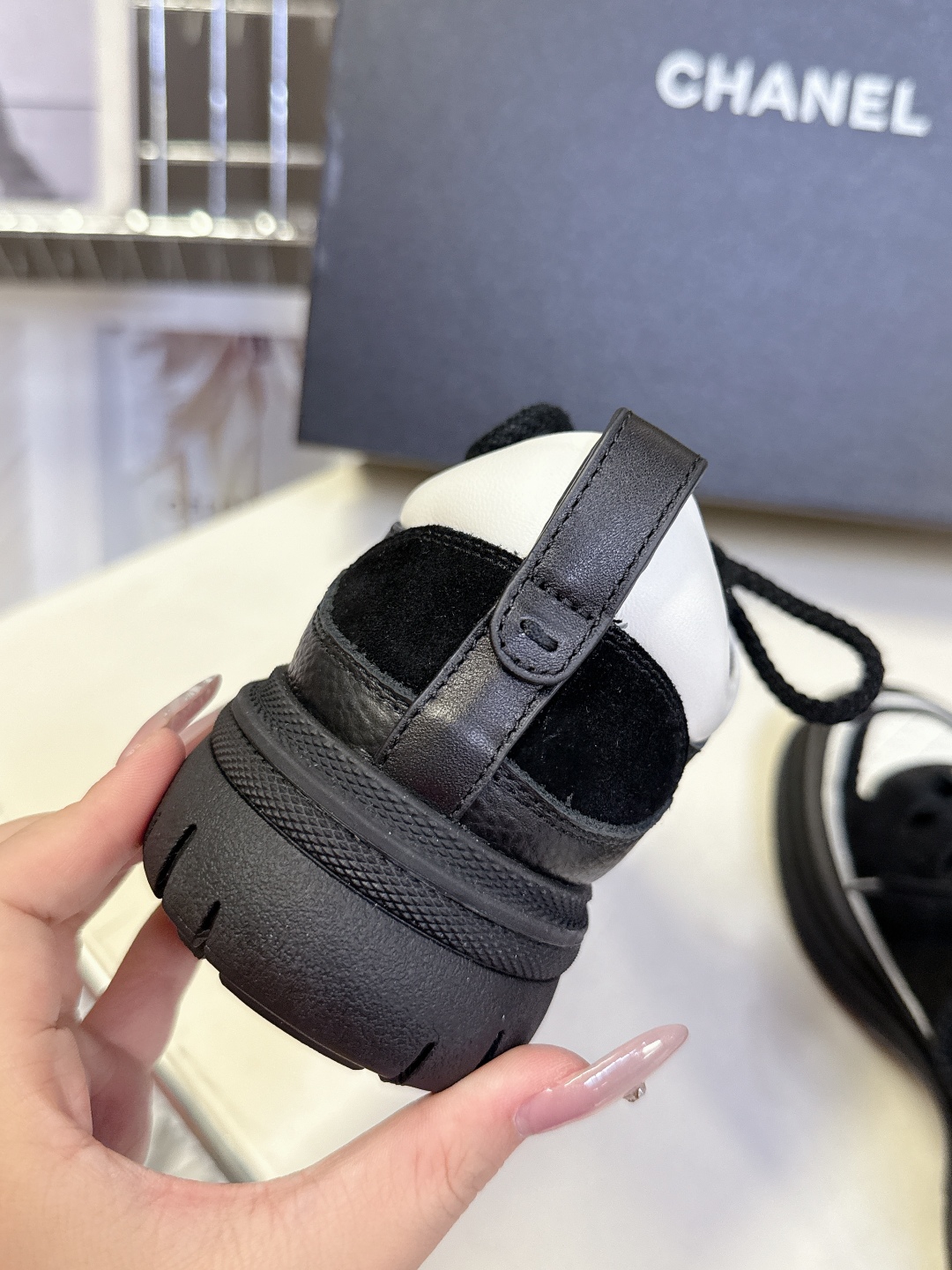 Chanel 香奈儿最新25C休闲运动鞋 原版模具定制 无敌漂亮又好穿 绝对仙女款 超级舒服，配色高级耐