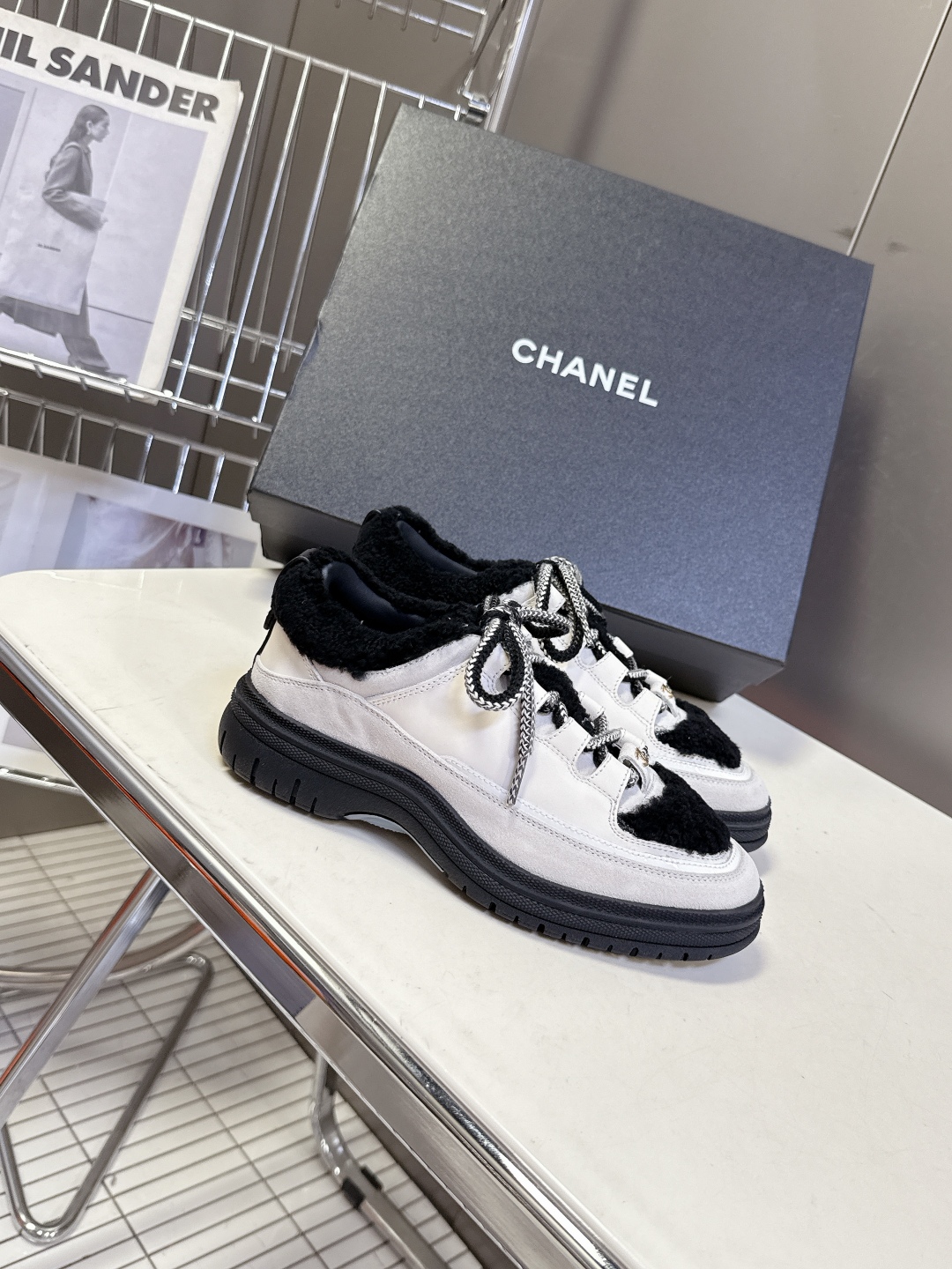 Chanel 香奈儿最新25C休闲运动鞋 原版模具定制 无敌漂亮又好穿 绝对仙女款 超级舒服，配色高级耐