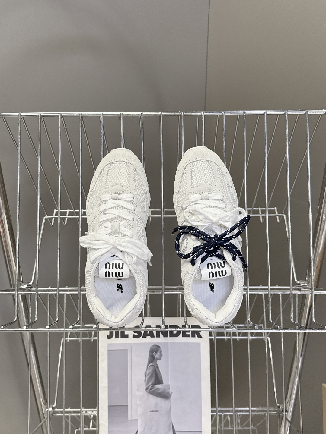 Miu Miu✖️New Balance 联名系列运动鞋、各大品牌都热衷于跨界联名、缪缪这次联名诚意满满