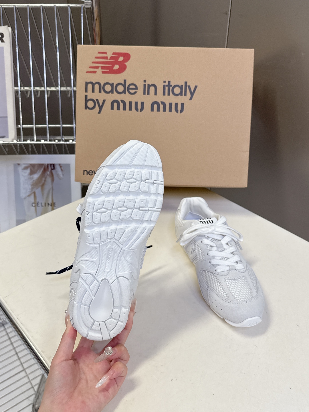 Miu Miu✖️New Balance 联名系列运动鞋、各大品牌都热衷于跨界联名、缪缪这次联名诚意满满