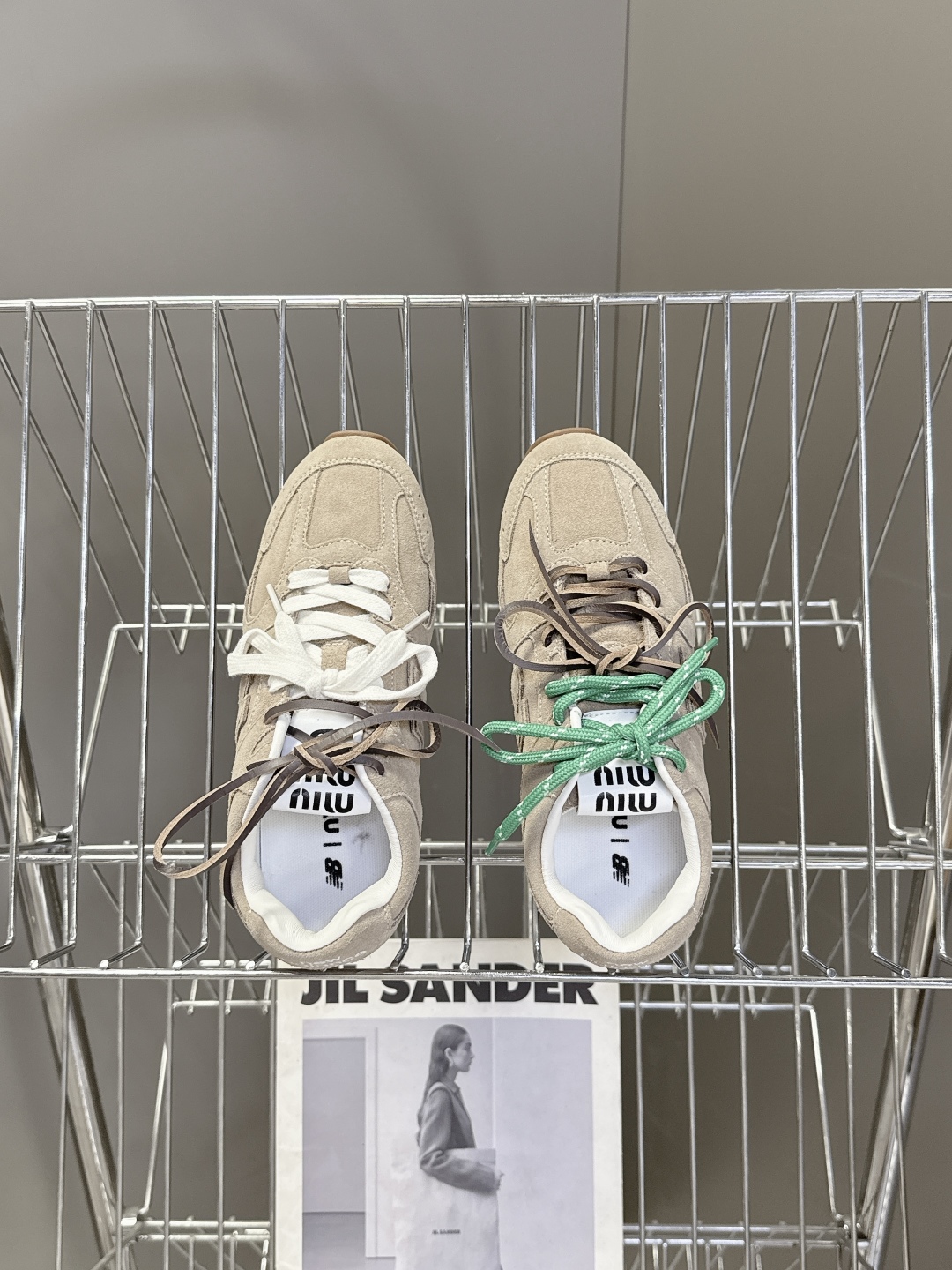 Miu Miu✖️New Balance 联名系列运动鞋、各大品牌都热衷于跨界联名、缪缪这次联名诚意满满