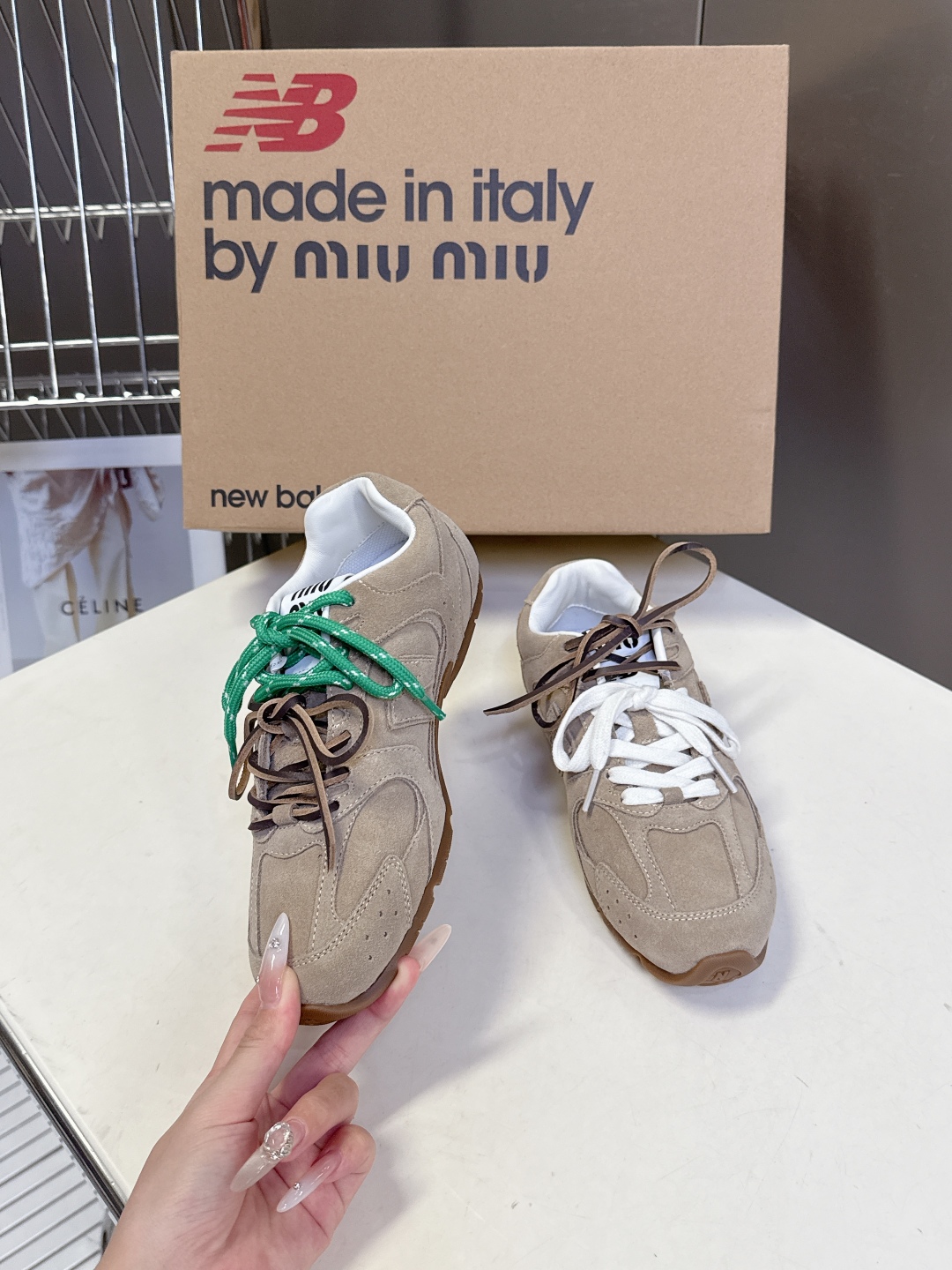 Miu Miu✖️New Balance 联名系列运动鞋、各大品牌都热衷于跨界联名、缪缪这次联名诚意满满