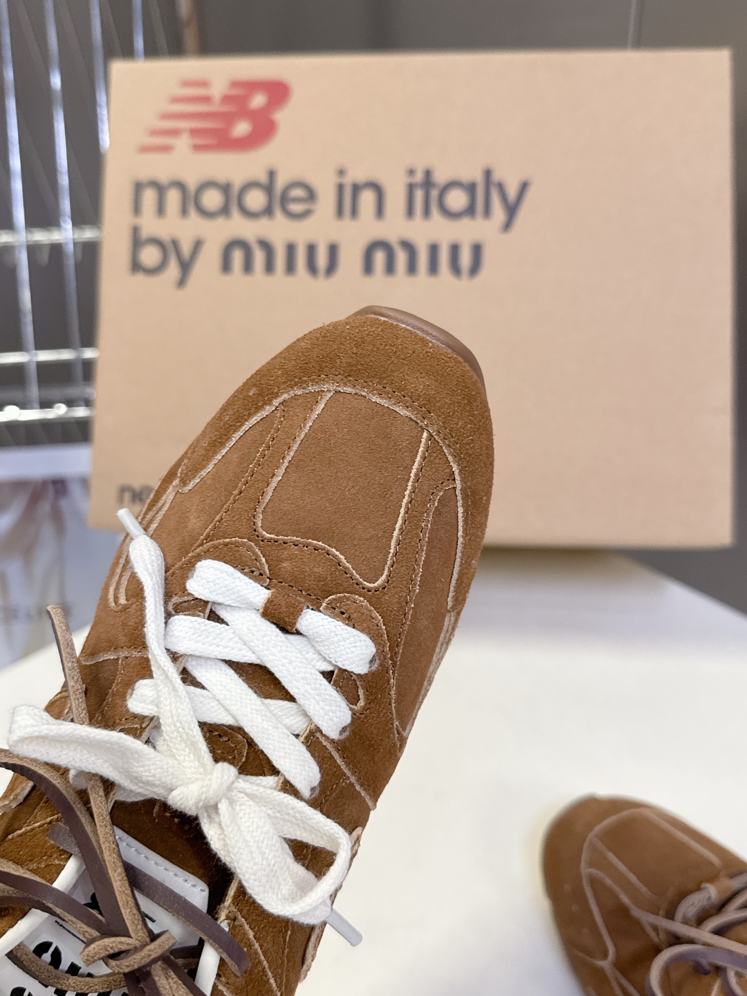 Miu Miu✖️New Balance 联名系列运动鞋、各大品牌都热衷于跨界联名、缪缪这次联名诚意满满