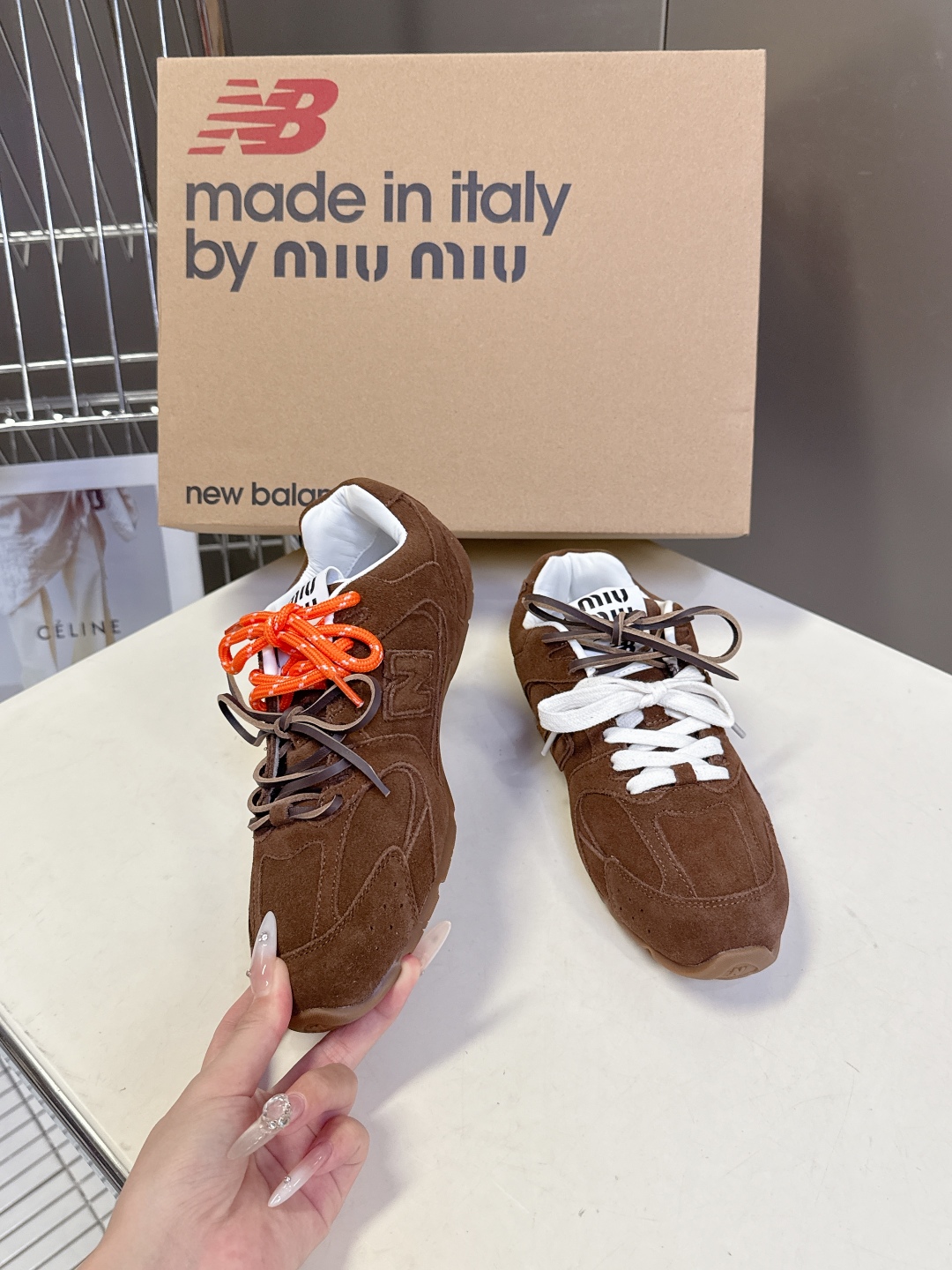 Miu Miu✖️New Balance 联名系列运动鞋、各大品牌都热衷于跨界联名、缪缪这次联名诚意满满