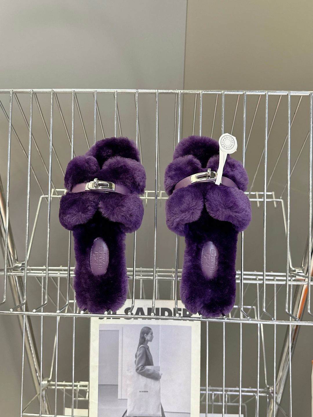 Hermes爱马仕经典kelly扣H拖 高定版本 经典常青树系列单品 面料 ：皮毛一体🐑毛 包中底料 ：