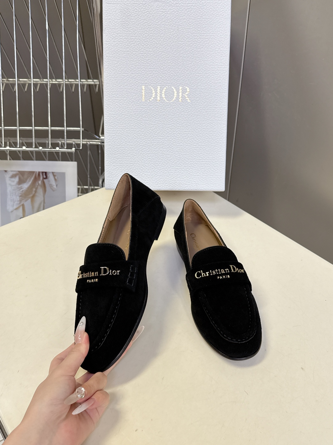 Dior迪奥2025秋冬最新走秀款乐福鞋 超多明星时尚博主种草 版面力求打造时尚经典单品 巴黎时装周第一