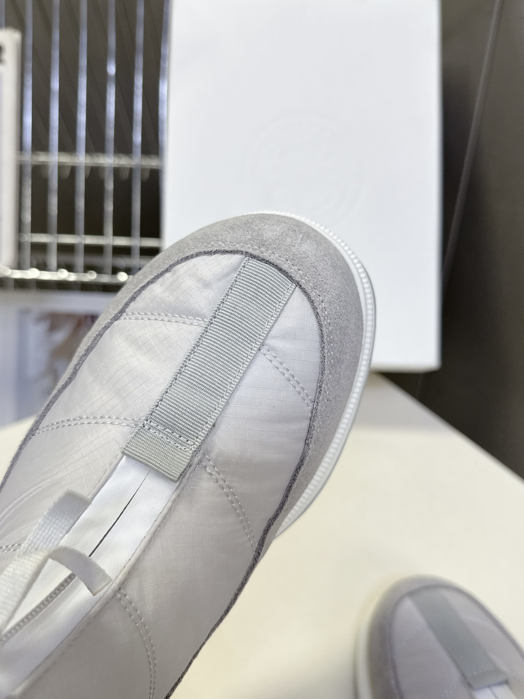 Canada Goose加拿大鹅冬季加厚防水防滑厚底保暖雪地靴 超火的秋冬保暖首选品牌 羽绒布鞋面 防水