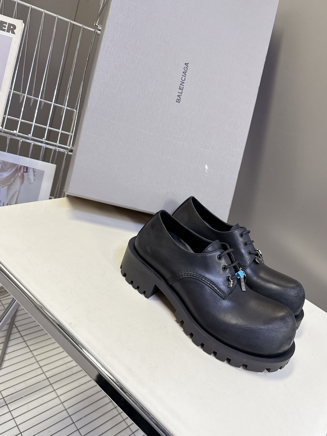 男装➕20 巴黎世家Balenciaga秋冬最新挂件情侣款大头皮鞋 专柜正品购入 细节完美复刻 巴家就一