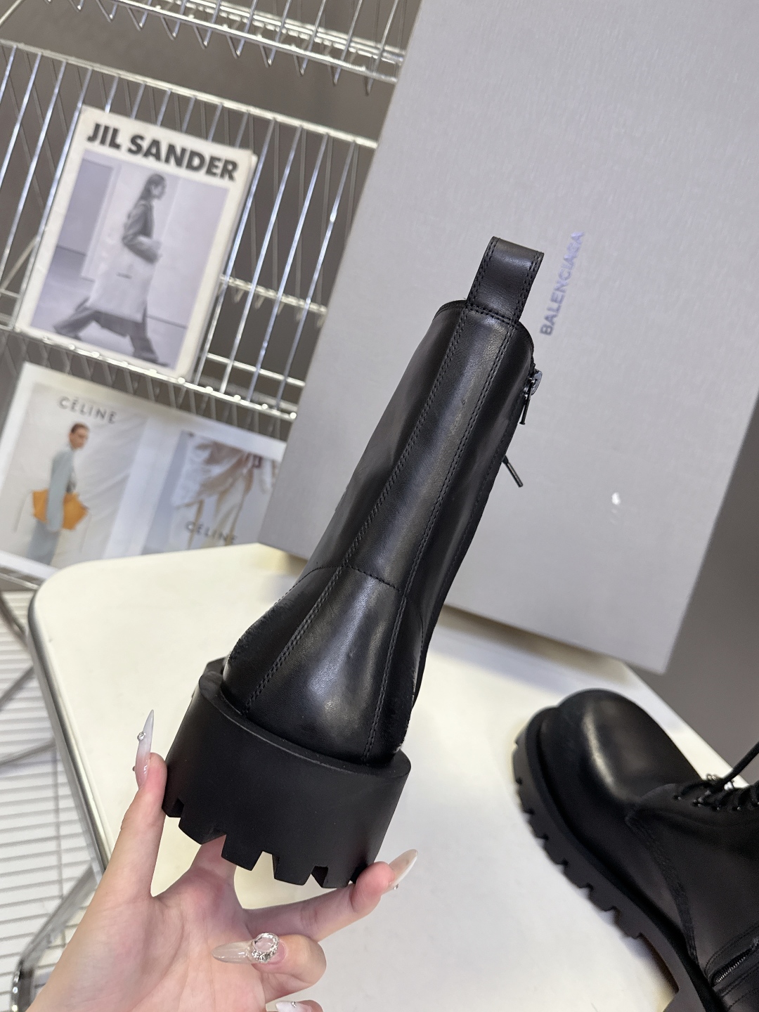 男装➕20 巴黎世家Balenciaga秋冬最新挂件情侣款大头皮鞋 专柜正品购入 细节完美复刻 巴家就一