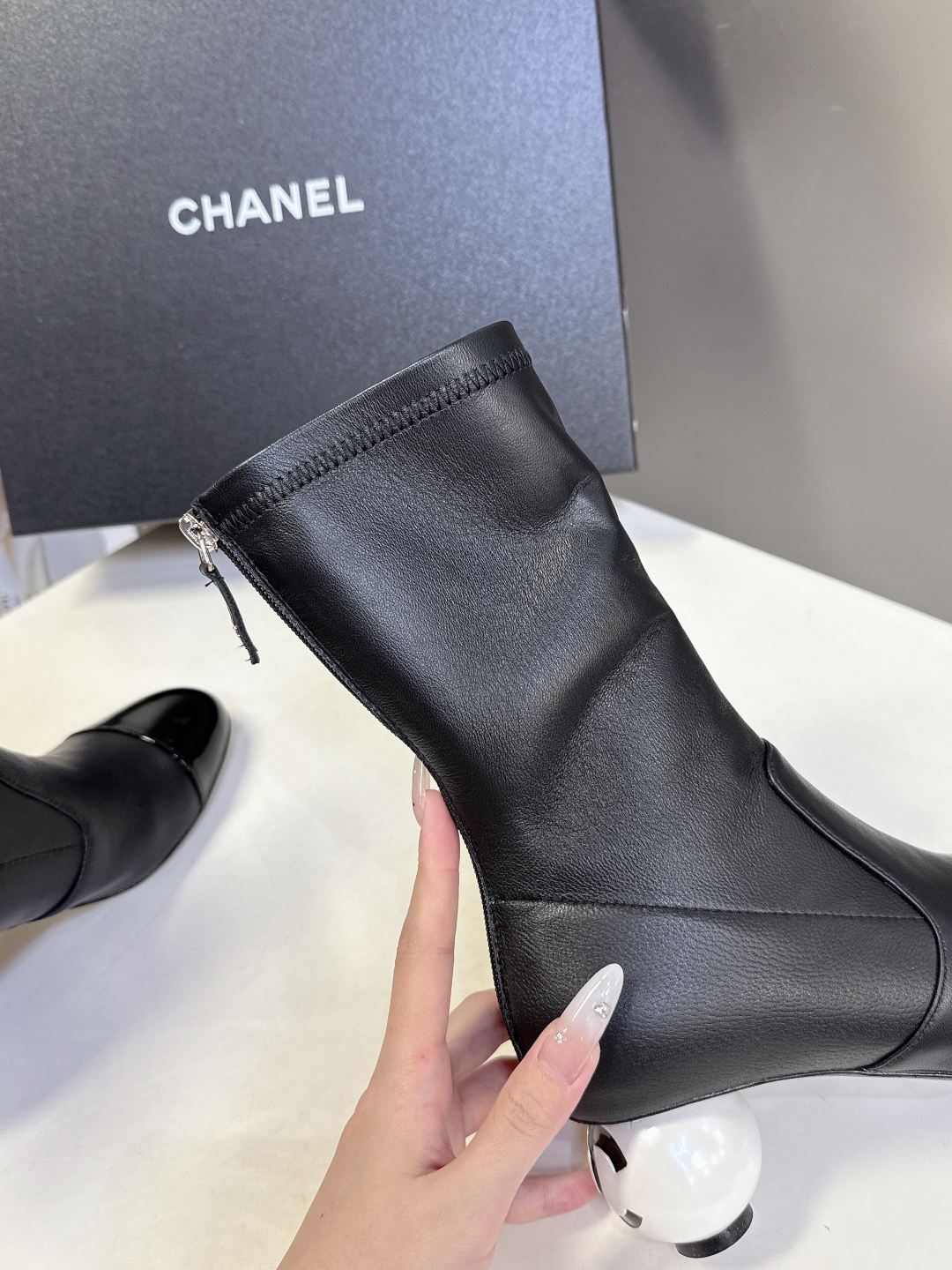 CHANEL香奈儿25K秋冬最新走秀款弹力靴小红书力推款 怎么搭配都好看 时髦精必备 香奈儿女士钟爱简约