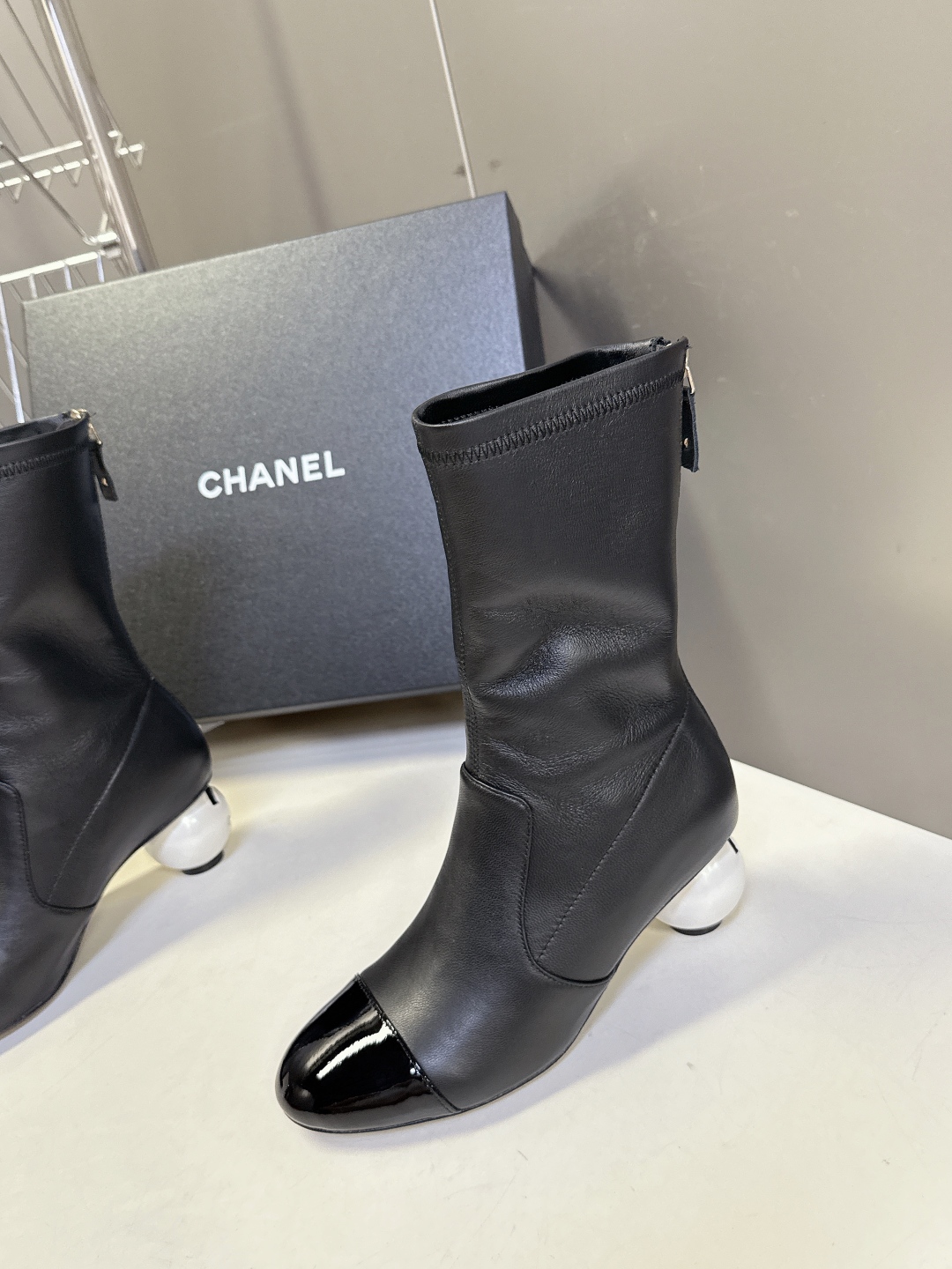 CHANEL香奈儿25K秋冬最新走秀款弹力靴小红书力推款 怎么搭配都好看 时髦精必备 香奈儿女士钟爱简约