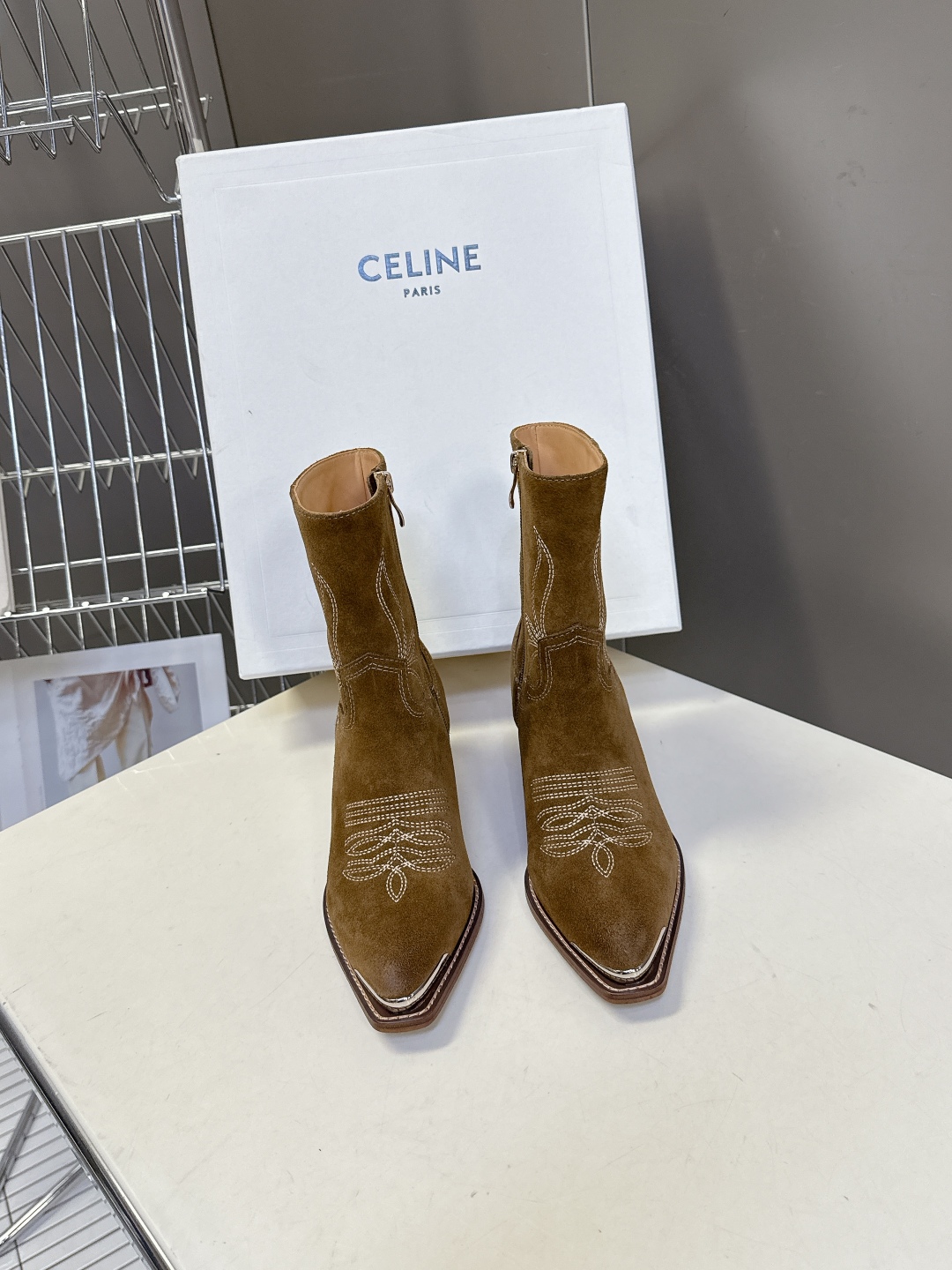 CELINE思琳专柜秋冬最新款复古时装短靴 超多明星时尚博主同款 早秋力推单品！复古欧美风格 炸街必备单