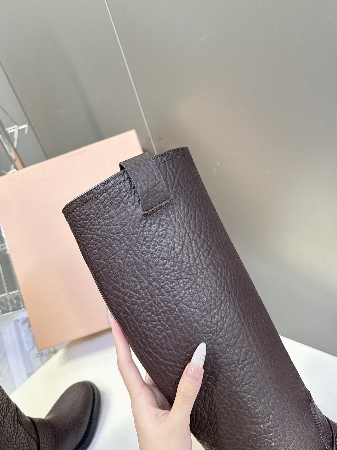 MiuMiu缪缪秋冬限量走秀款 长筒靴 短靴 今年最值得入手的靴子 没有之一！易梦玲同款超多网红明星上脚