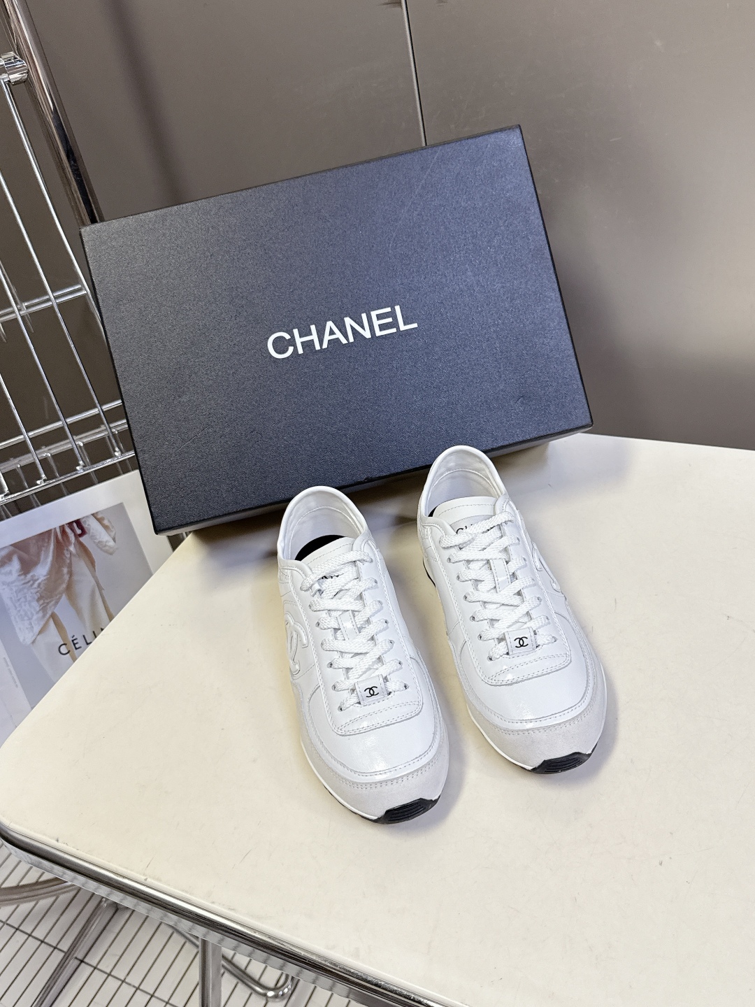 CHANEL香奈儿25K最新款休闲鞋运动鞋 最近真的🔥火出圈啦 一上脚就被惊艳到了 舒适度简直绝了 非常