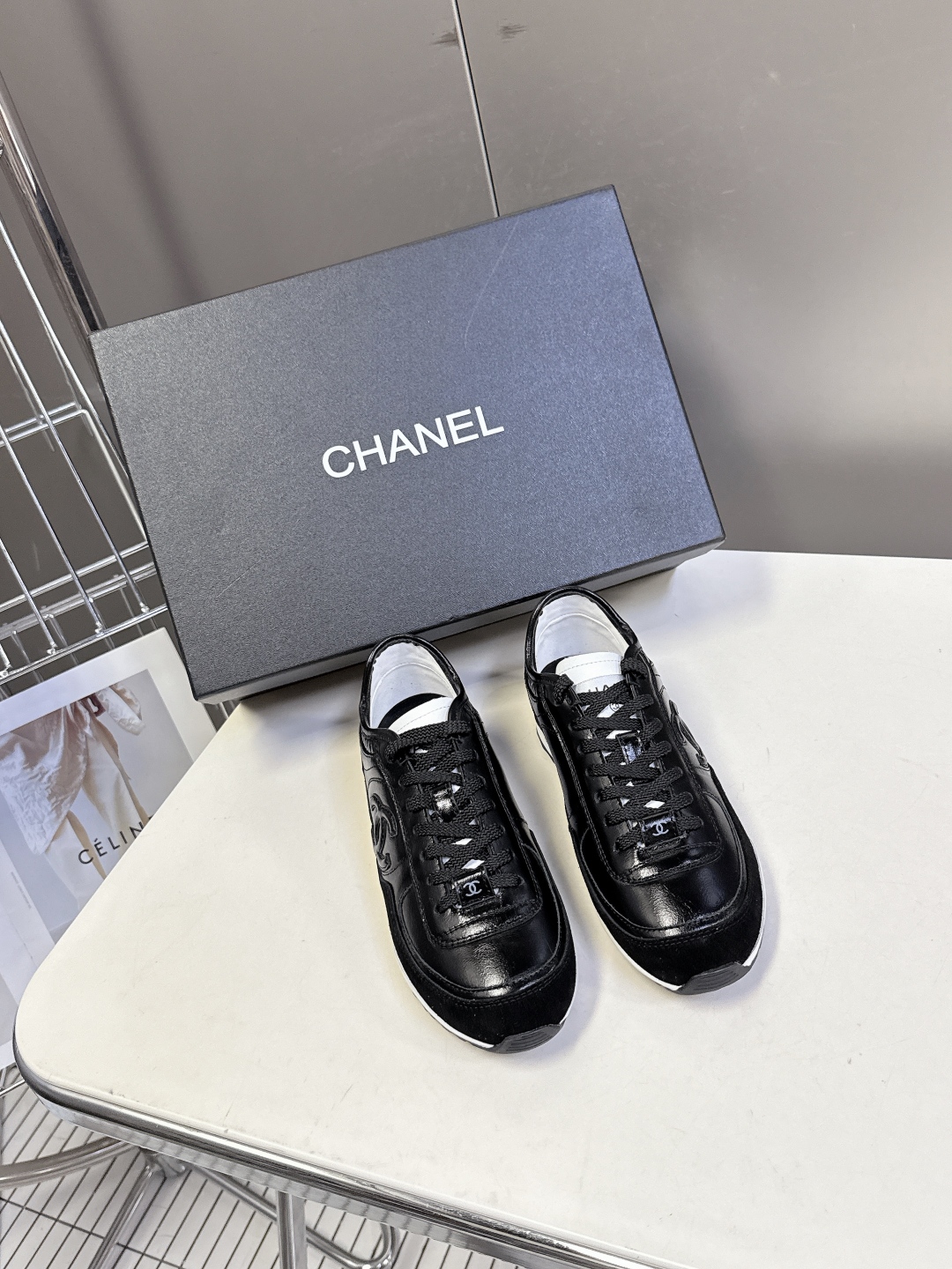 CHANEL香奈儿25K最新款休闲鞋运动鞋 最近真的🔥火出圈啦 一上脚就被惊艳到了 舒适度简直绝了 非常