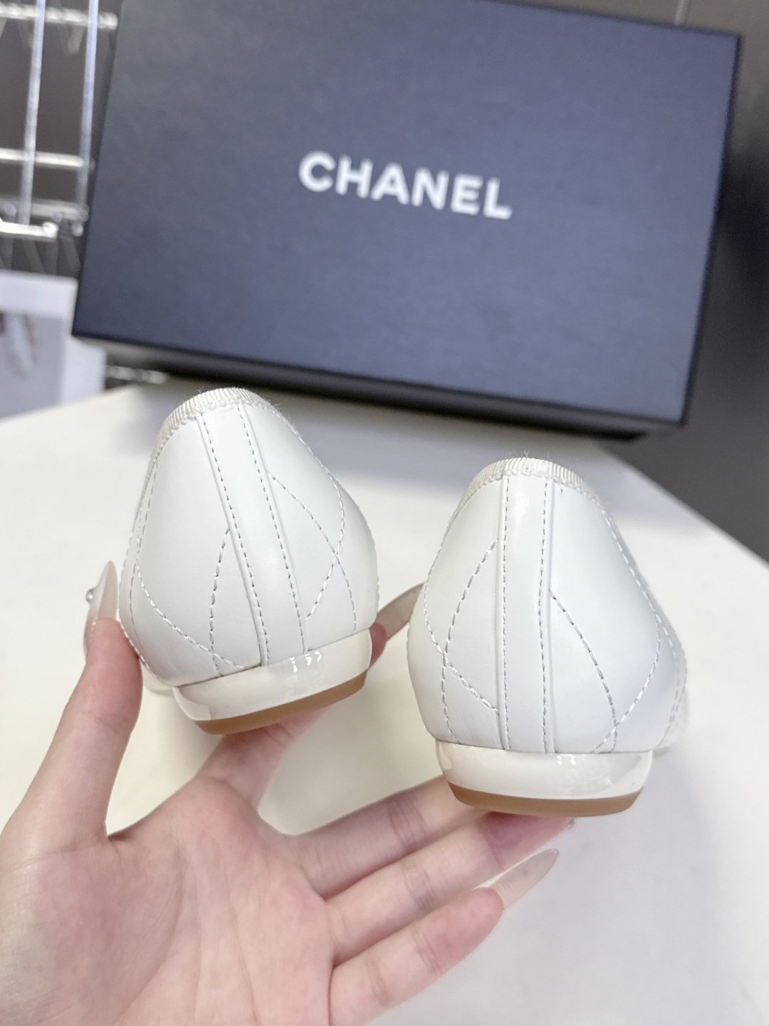CHANEL香奈儿最新款中古康鹏芭蕾舞鞋 超多明星名媛上脚 这款芭蕾舞单鞋第一眼看上就被种草了根据天气变