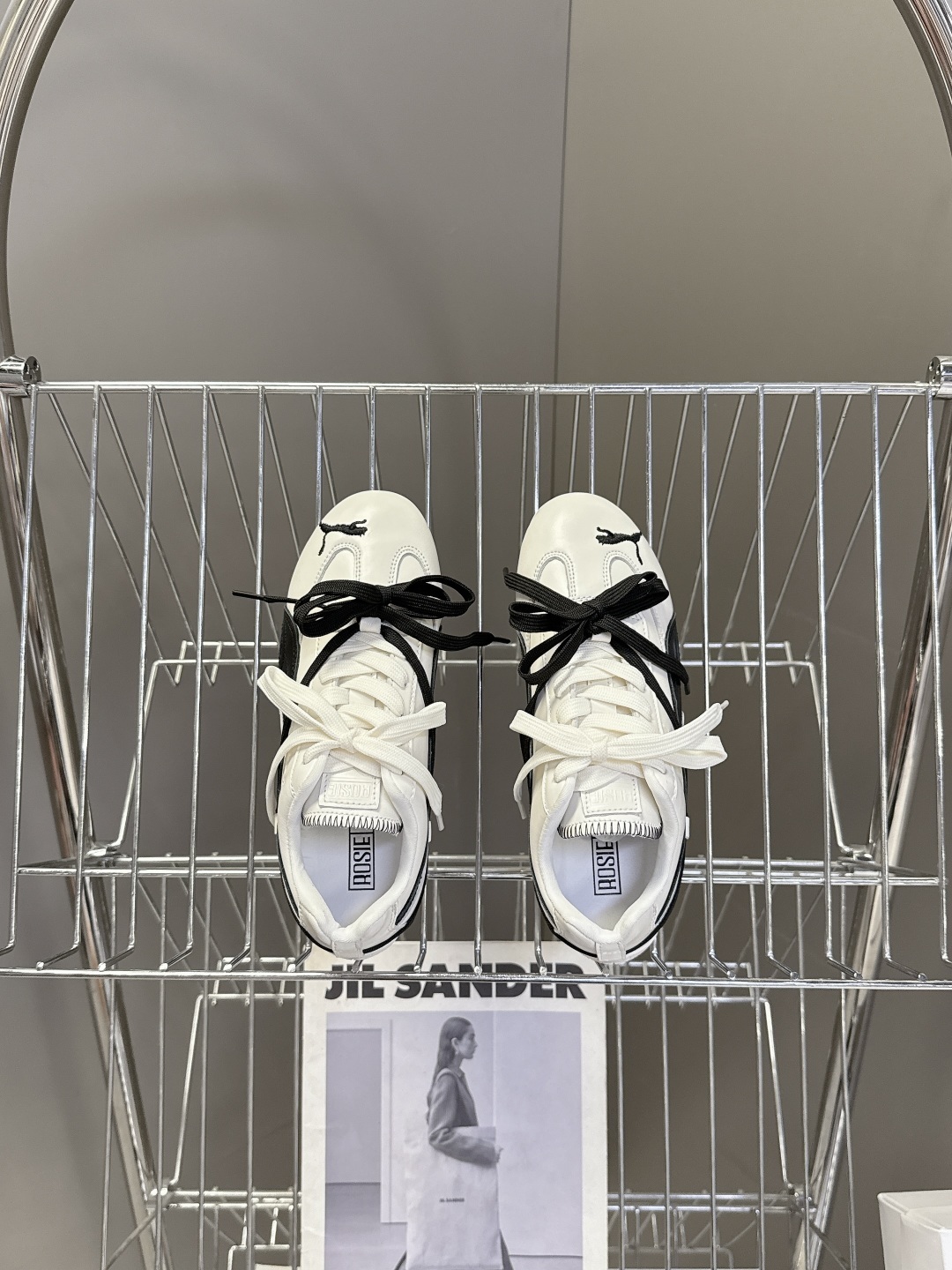 Rose x Puma 彪马Speedcat 联名款 极速赛车系列专柜限量发售 一鞋难求 超多明星时尚博