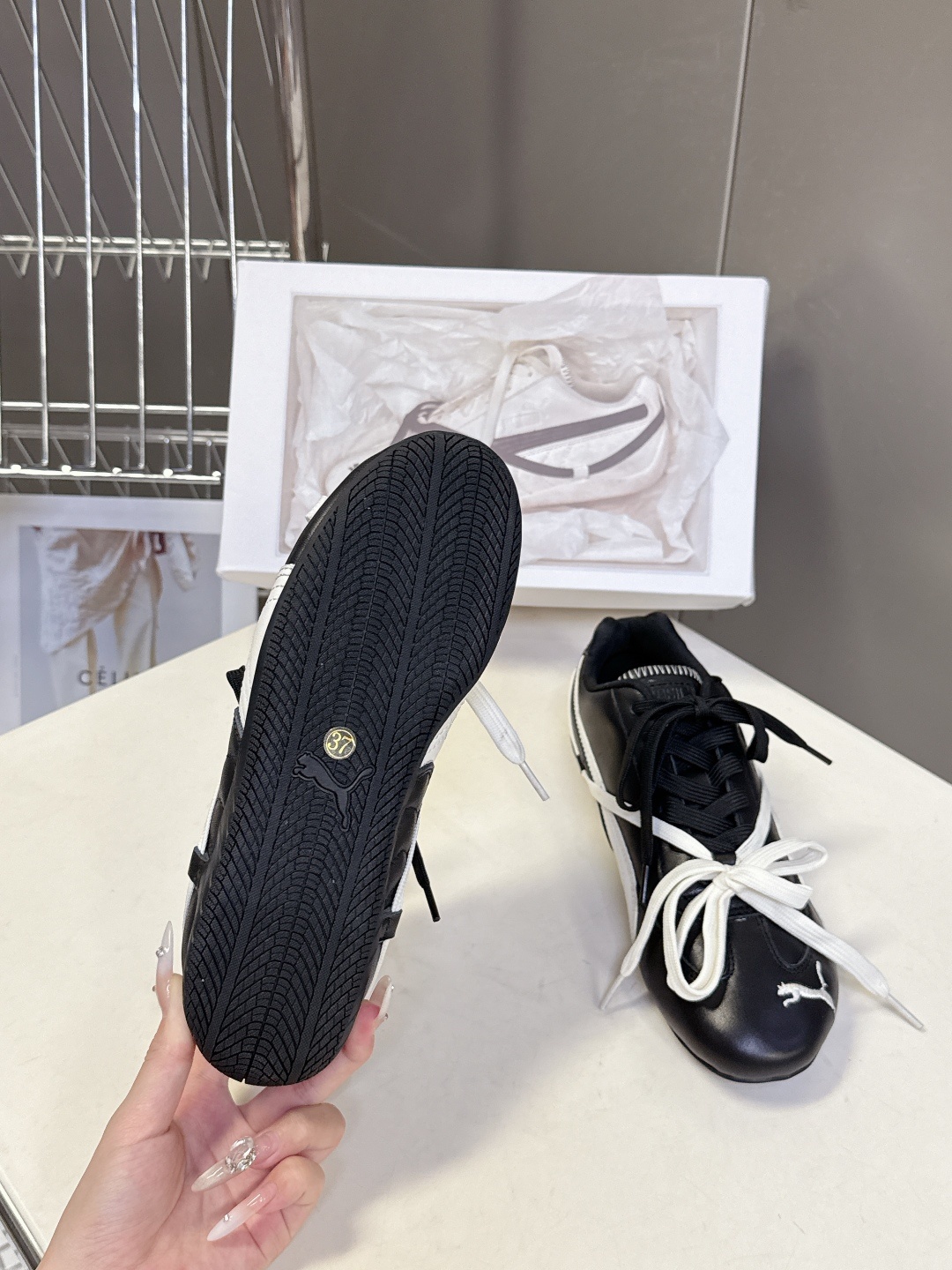 Rose x Puma 彪马Speedcat 联名款 极速赛车系列专柜限量发售 一鞋难求 超多明星时尚博