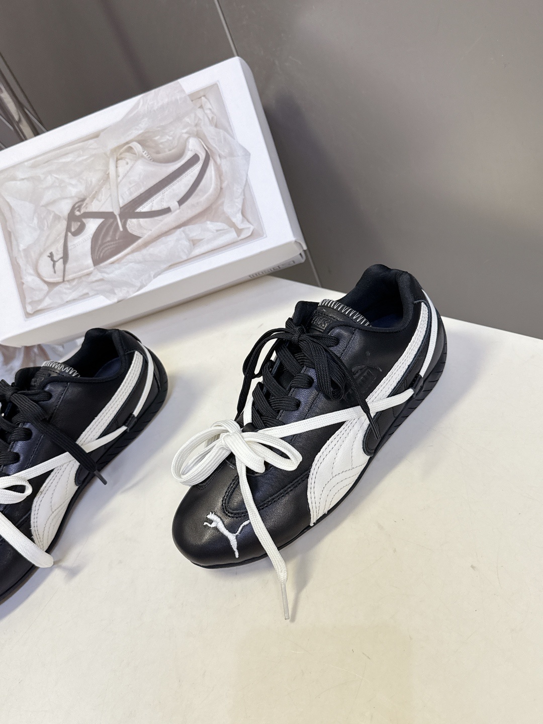 Rose x Puma 彪马Speedcat 联名款 极速赛车系列专柜限量发售 一鞋难求 超多明星时尚博