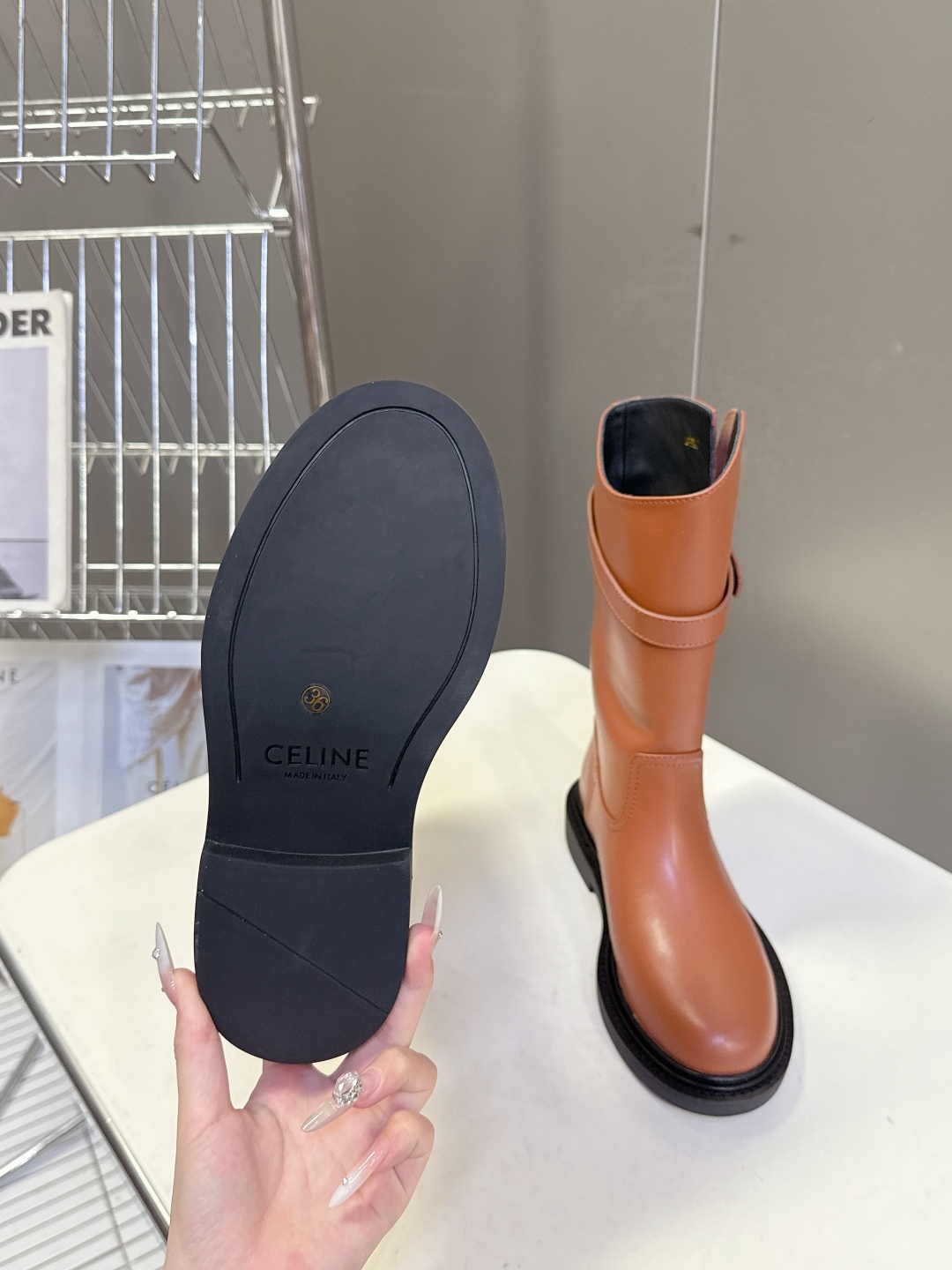 CELINE思琳2025秋冬专柜最新款骑士靴超多明星网红种草 时尚博主同款 早秋力推单品！复古欧美风格 
