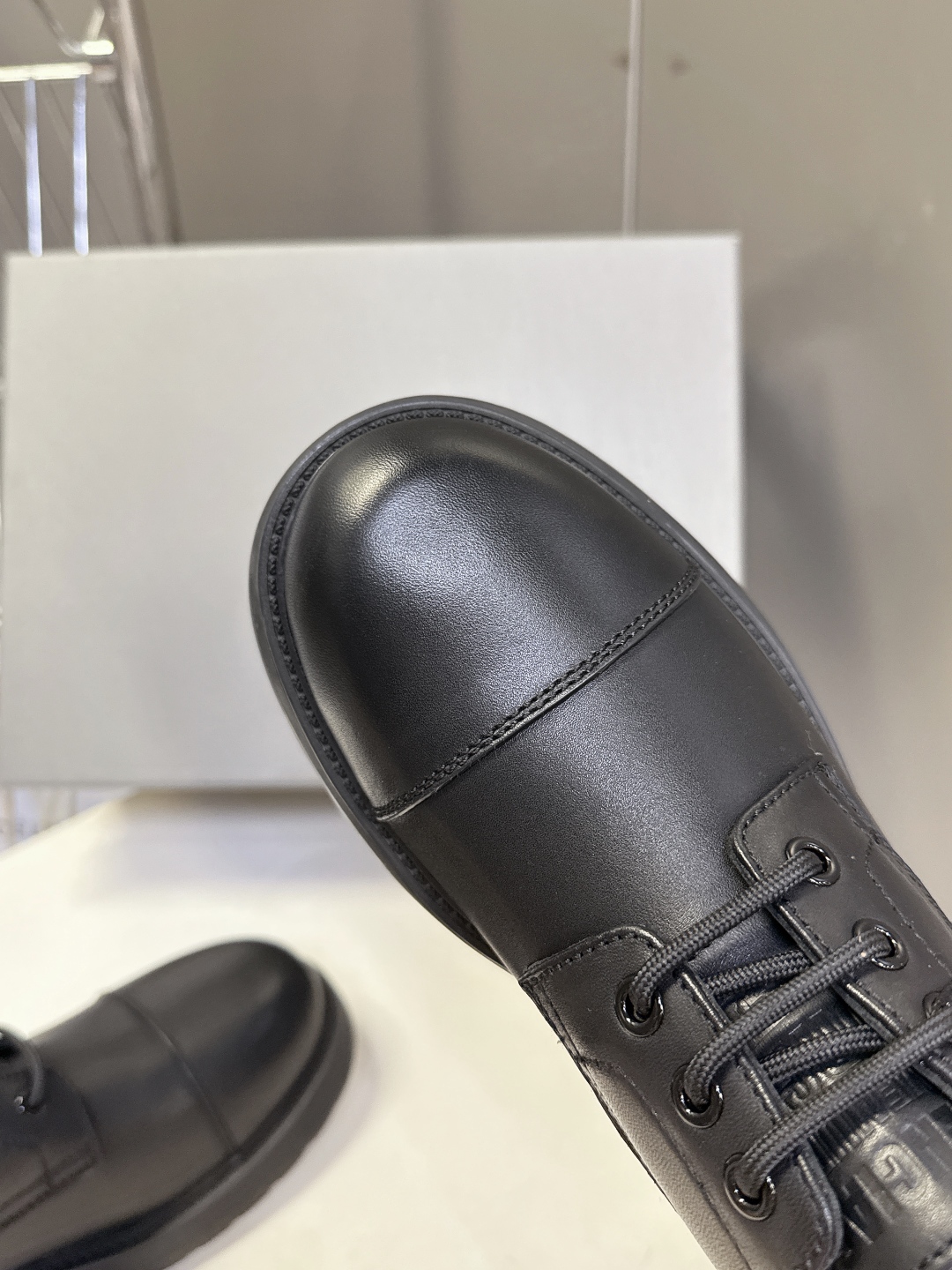 男装➕10 BALENCIAGA巴黎世家最新款皮鞋 马丁靴 百位ins博主网红推荐 经典永不过时 机车风