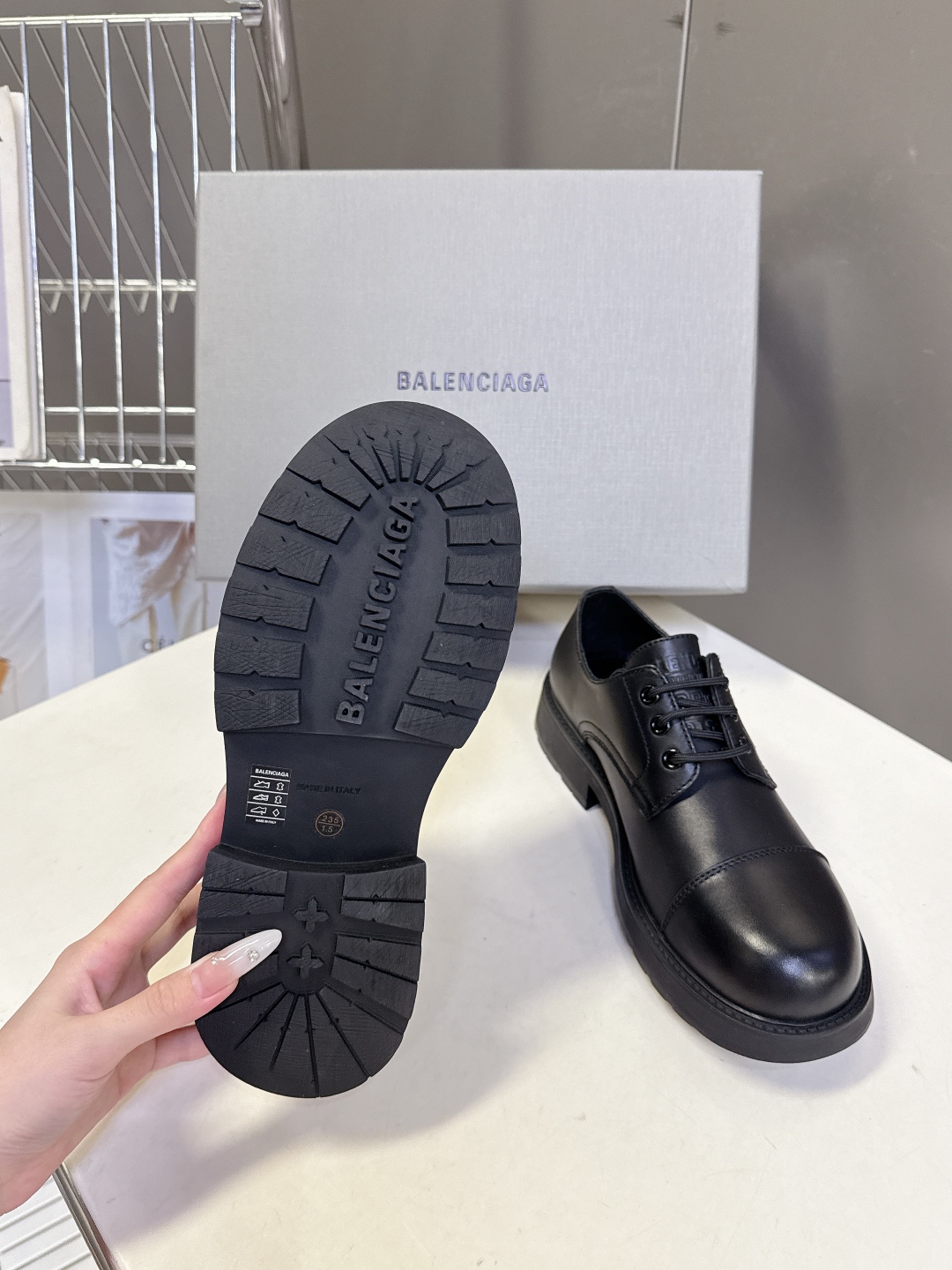 男装➕10 BALENCIAGA巴黎世家最新款皮鞋 马丁靴 百位ins博主网红推荐 经典永不过时 机车风