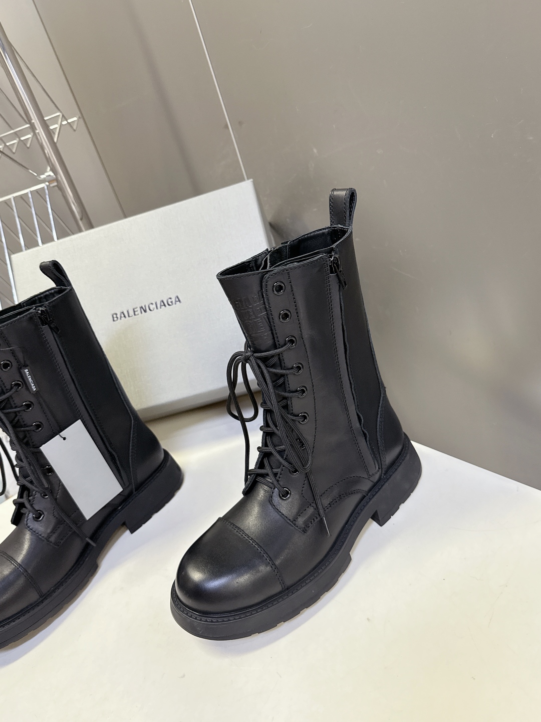 男装➕10 BALENCIAGA巴黎世家最新款皮鞋 马丁靴 百位ins博主网红推荐 经典永不过时 机车风