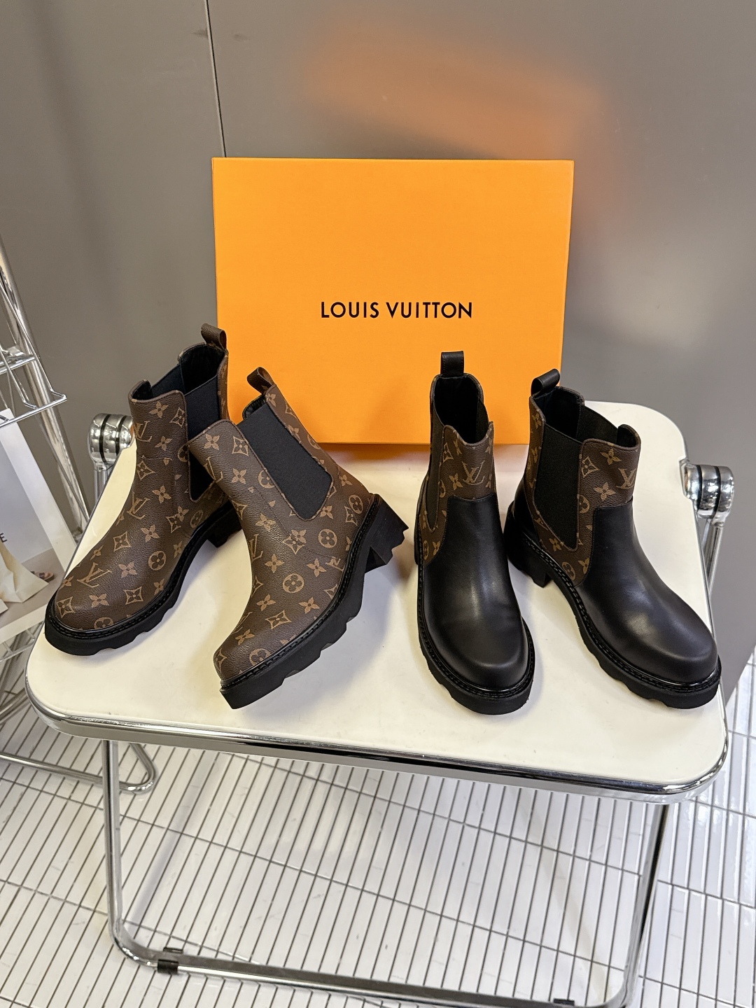 Bottines Chelsea Louis Vuitton pour Femme - Élégance et Confort